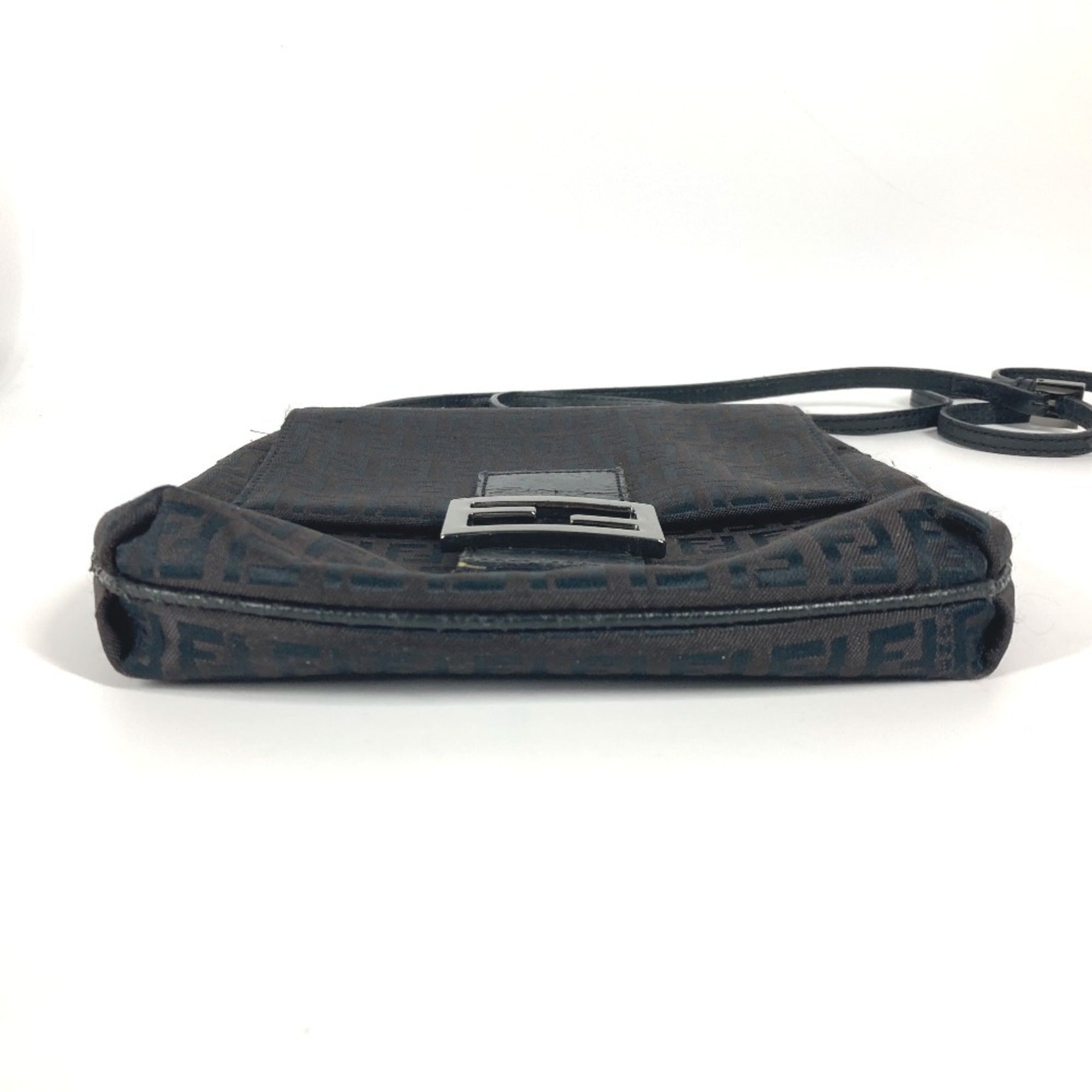 Fendi Black Canvas Leather Pochette Shoulder Bag (Pre-Owned)