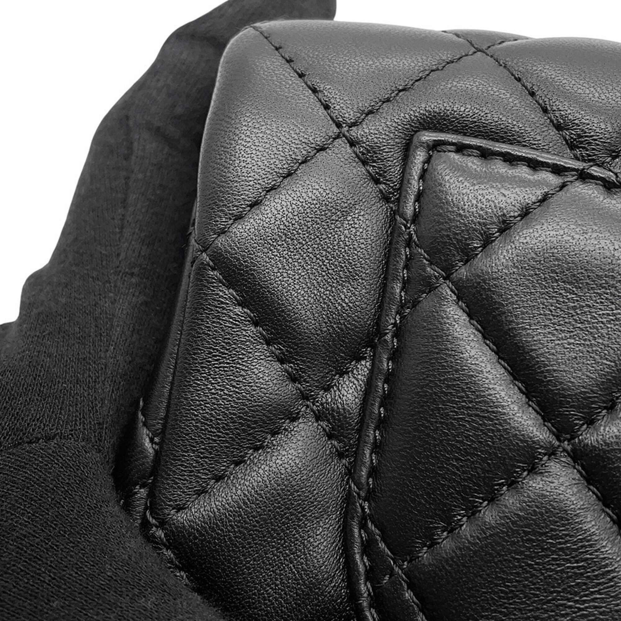Chanel Black Leather Handbag Shoulder Bag (Pre-Owned)