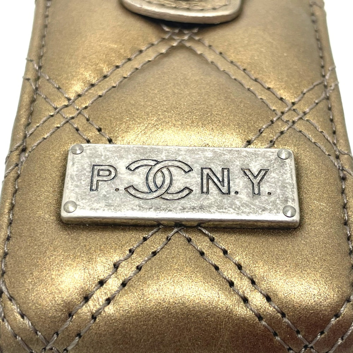 Chanel Gold Leather Shoulder Bag (Pre-Owned)
