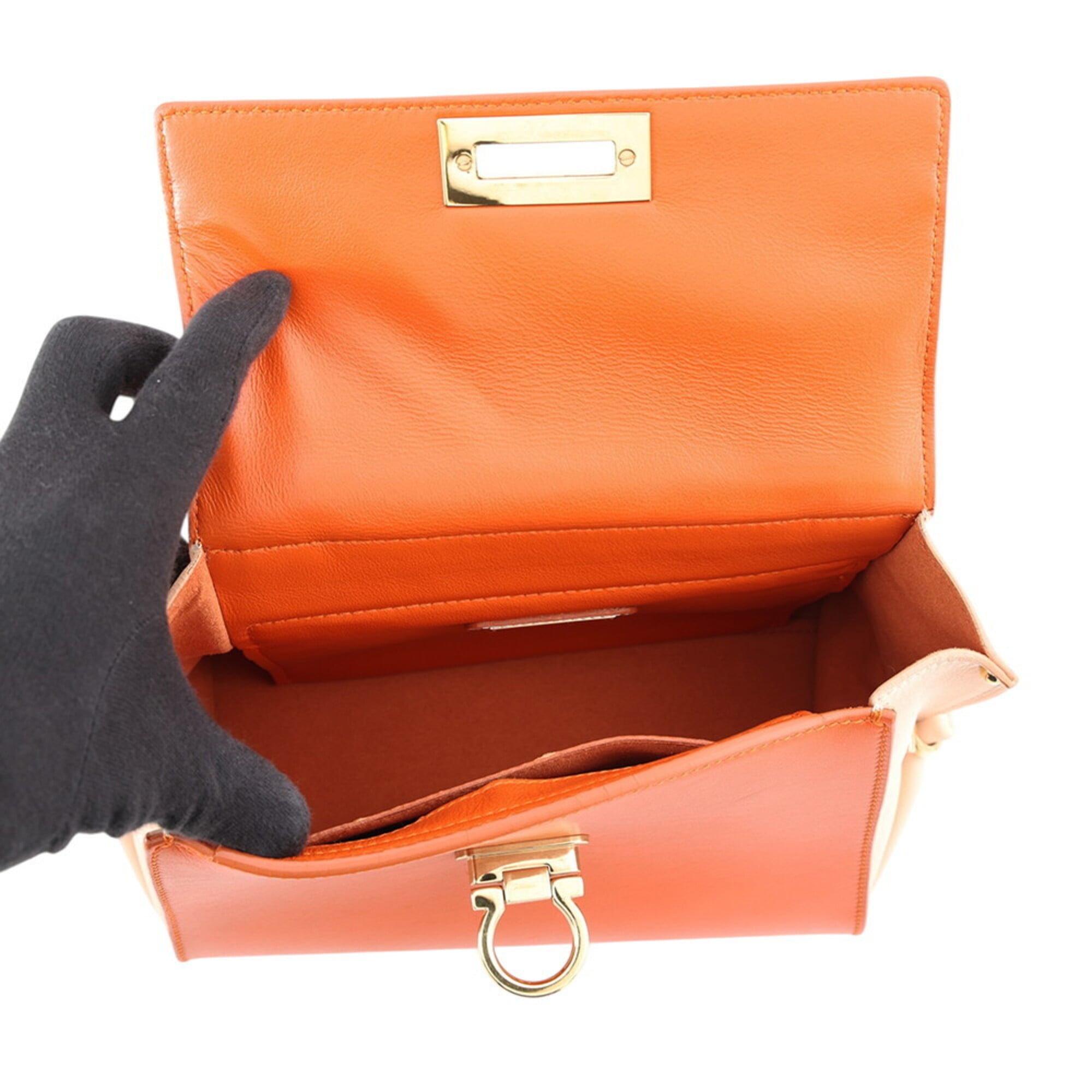 Salvatore Ferragamo Gancini Light Pink Orange White Leather Handbag (Pre-Owned)
