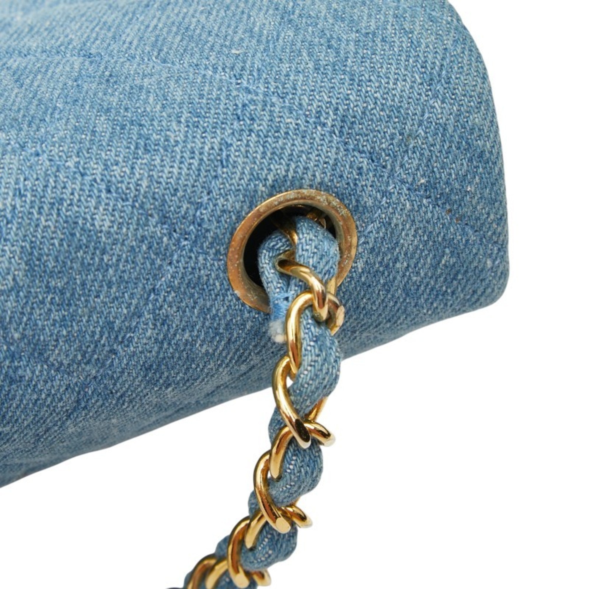 Chanel Blue Denim Shoulder Bag (Pre-Owned)