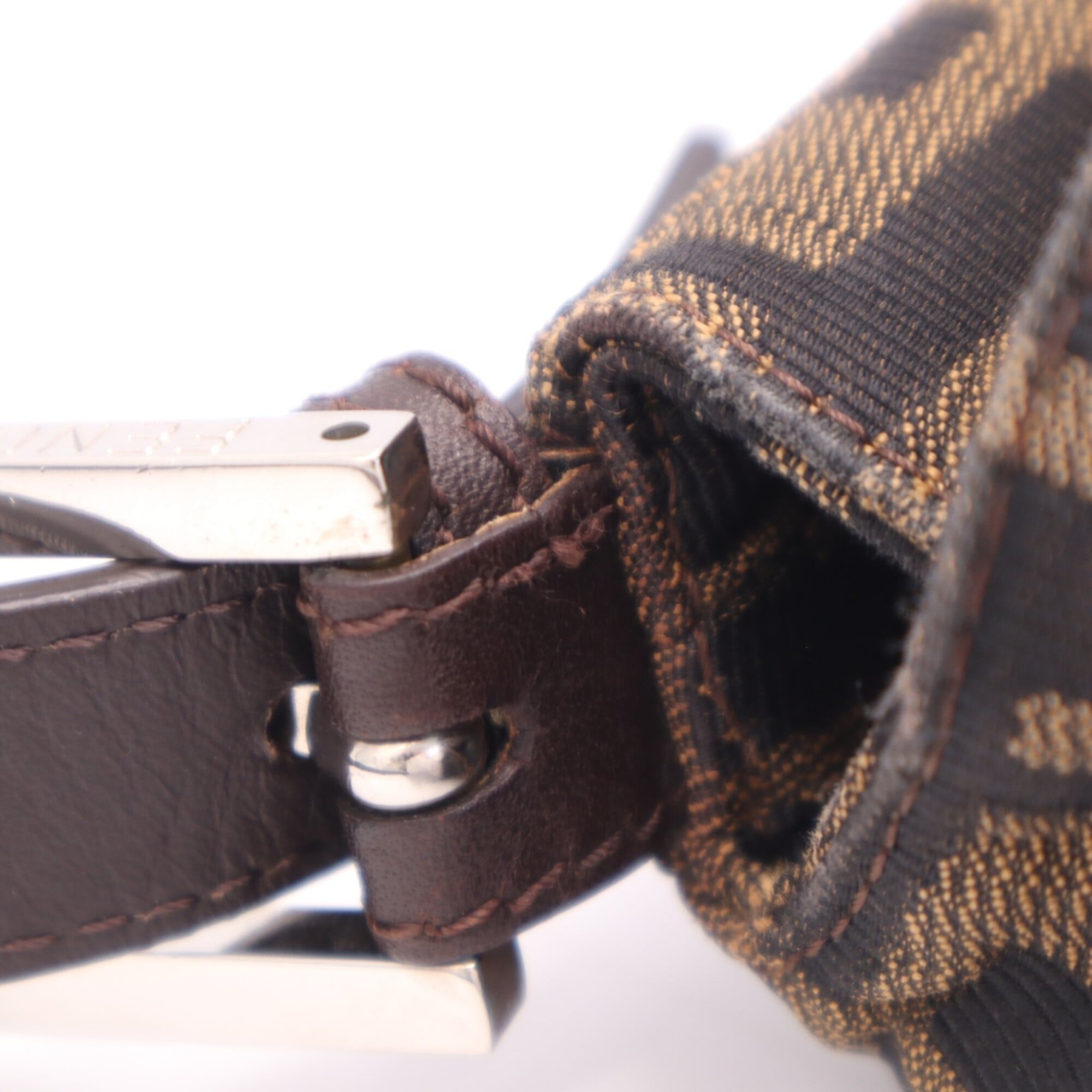 Fendi Zucca Beige Brown Zucca Leather Shoulder Bag (Pre-Owned)