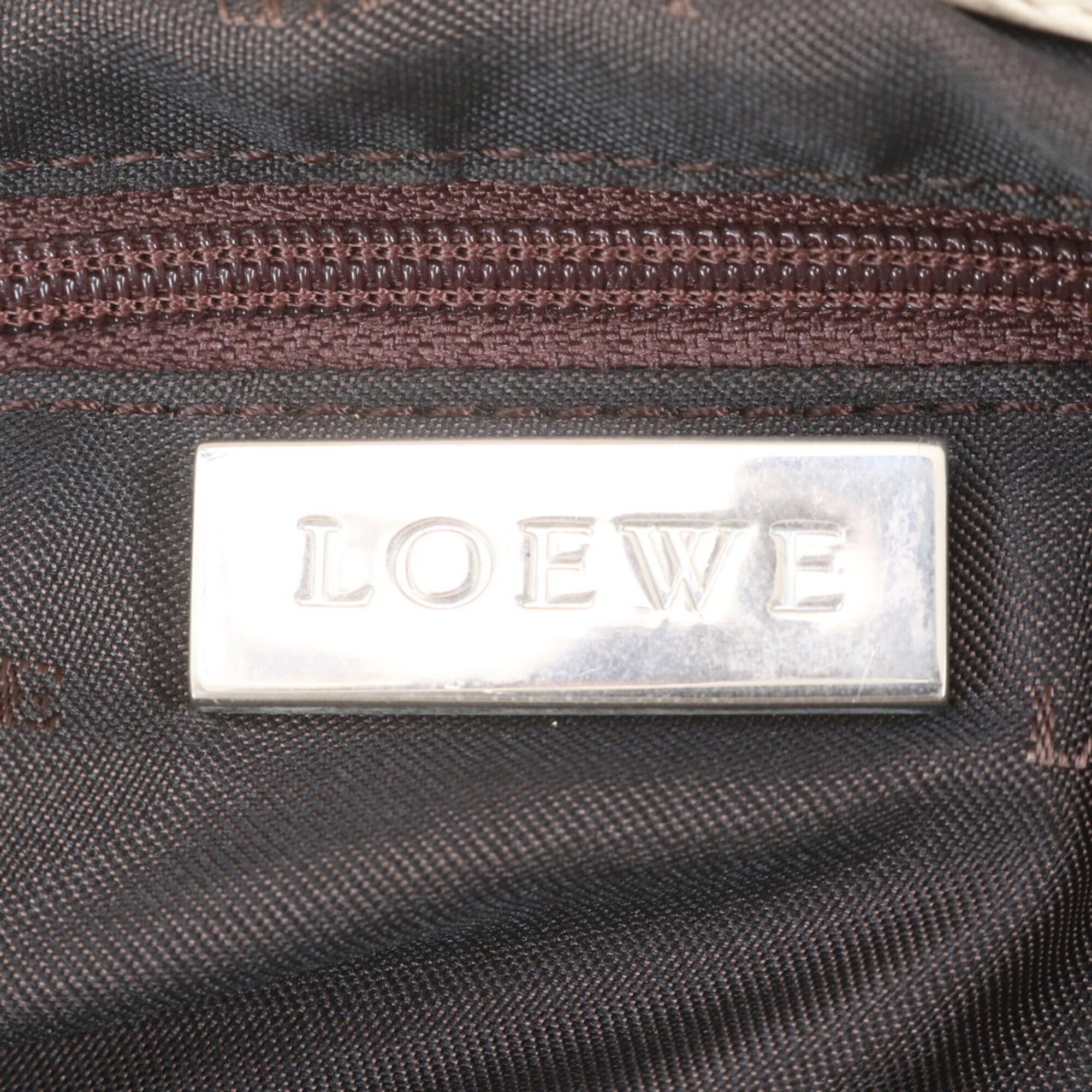 Loewe Ivory Leather Handbag Shoulder Bag Tote Bag (Pre-Owned)