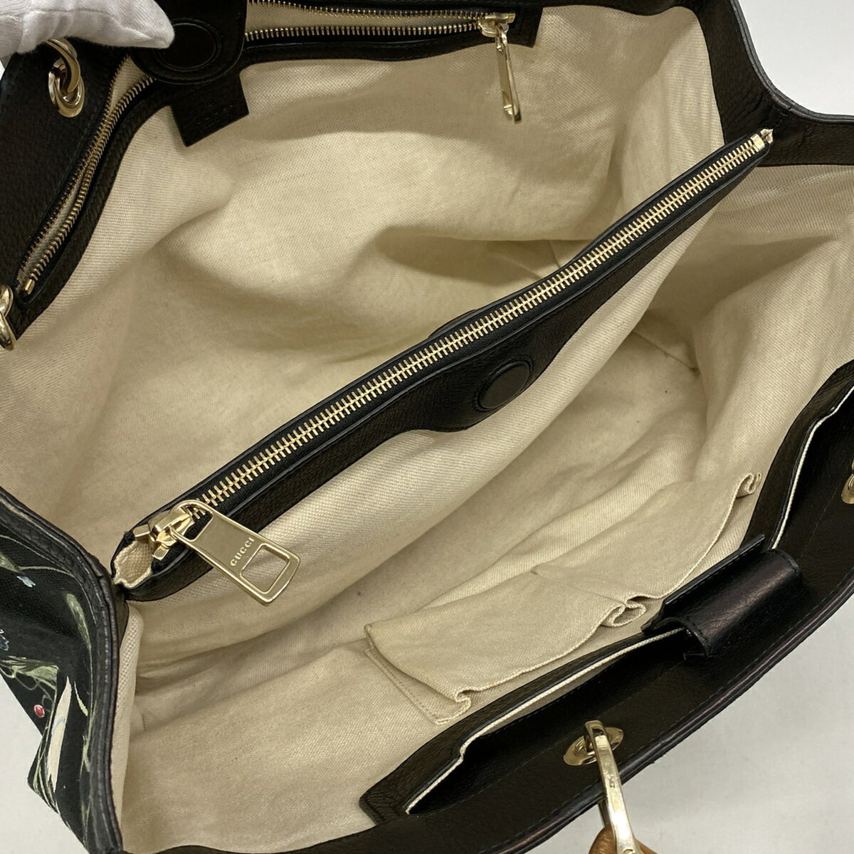 Gucci Black Multi-Color Canvas Tote Bag (Pre-Owned)