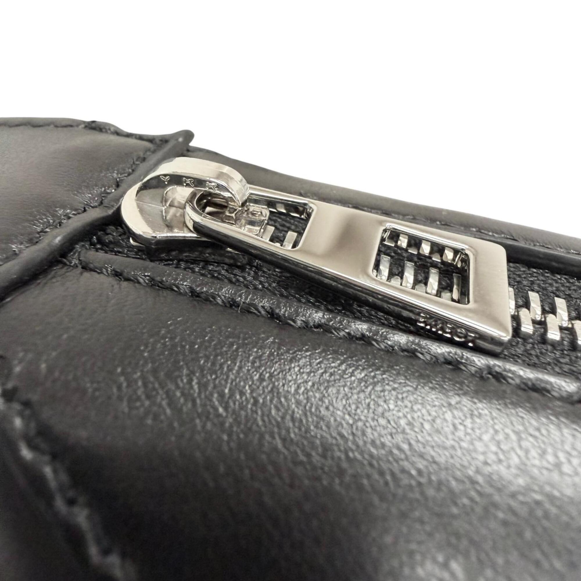 Loewe Black Clutch Bag (Pre-Owned)