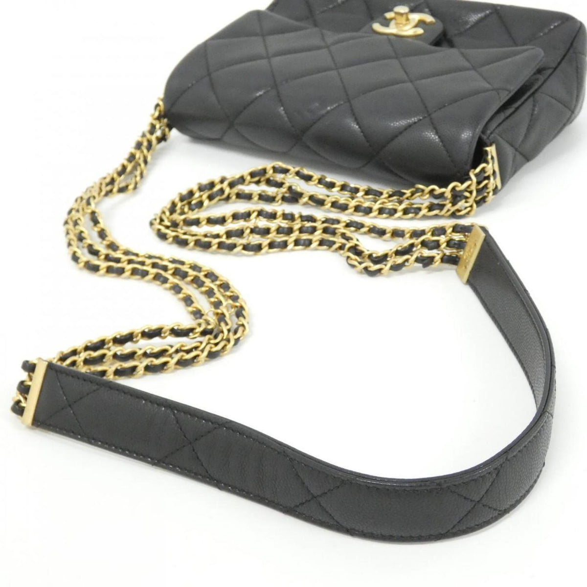 Chanel Black Grained Calfskin Shoulder Bag (Pre-Owned)