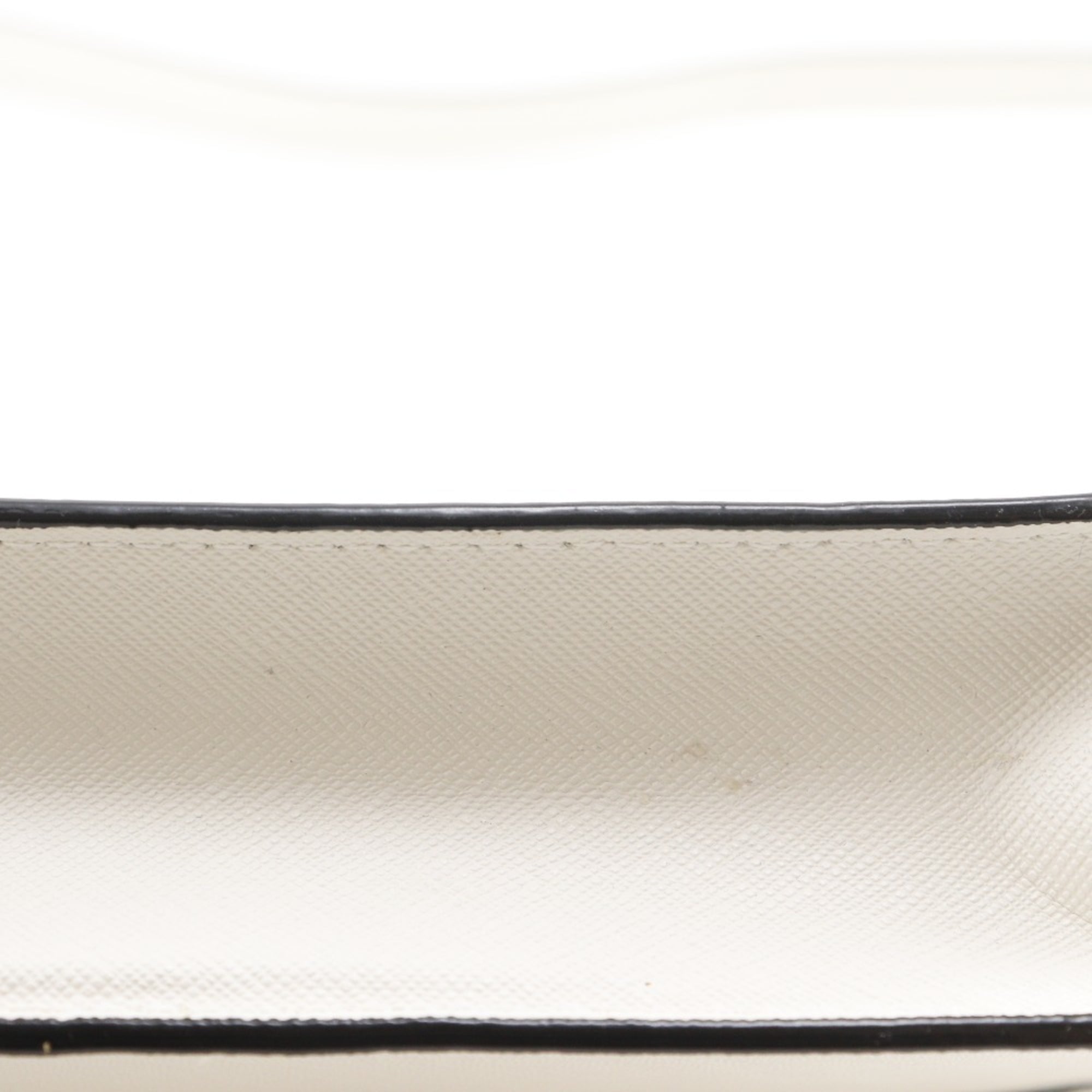 Kate Spade White Leather Pochette Shoulder Bag (Pre-Owned)