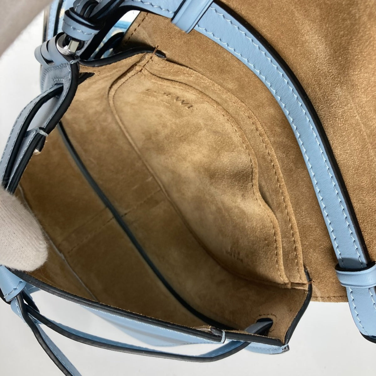 Loewe Blue Leather Shoulder Bag (Pre-Owned)