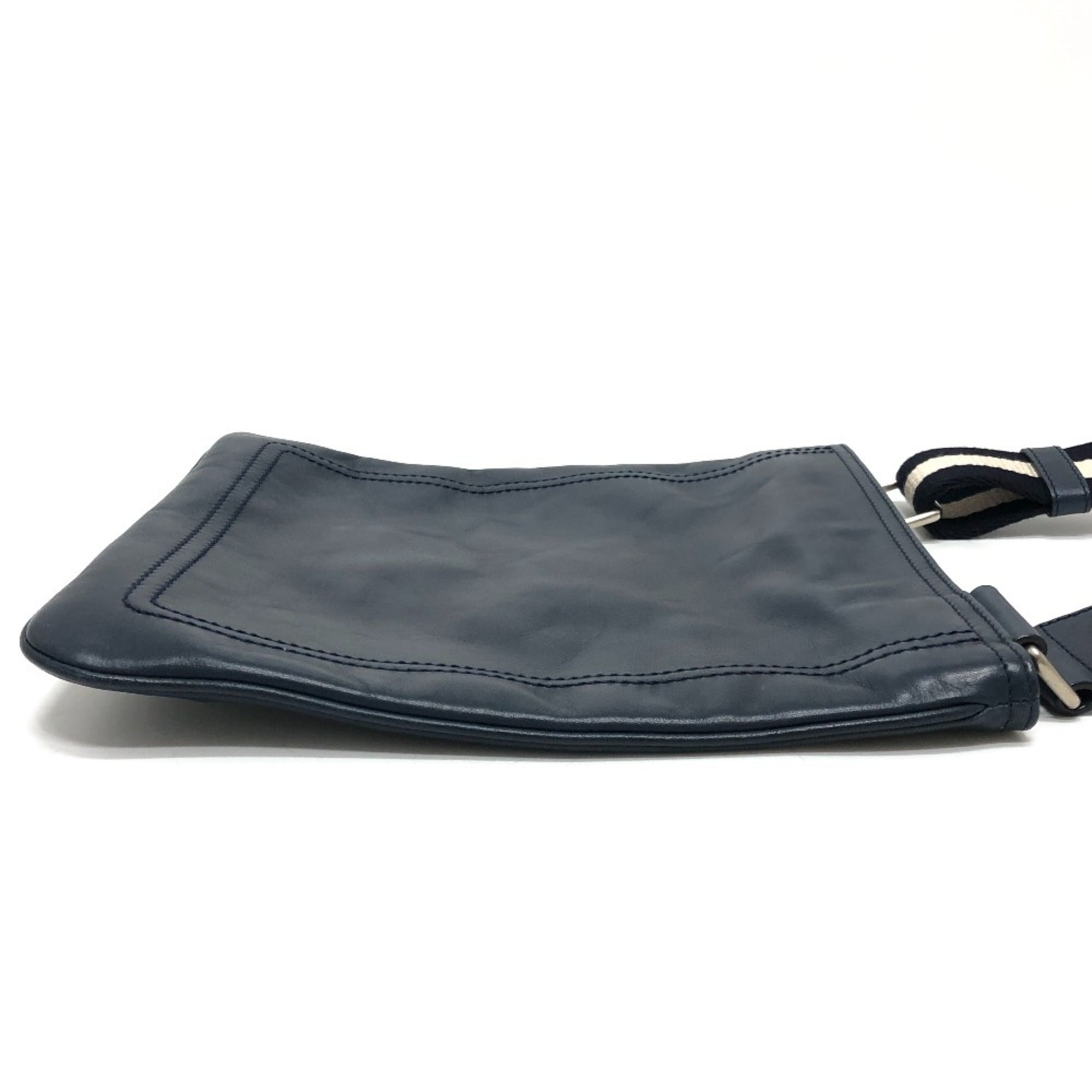 Bally Navy Leather Handbag Shoulder Bag (Pre-Owned)