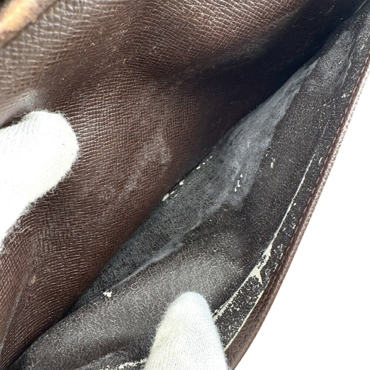Louis Vuitton Brown Leather (Pre-Owned)