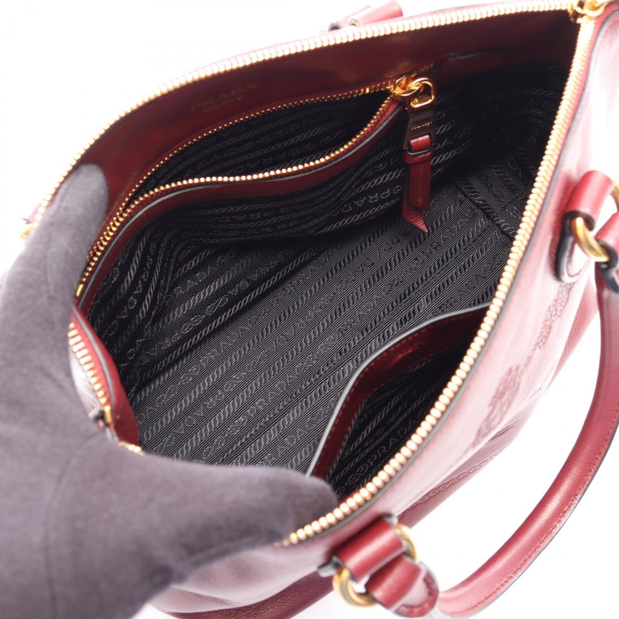 Prada Bordeaux Leather Handbag (Pre-Owned)
