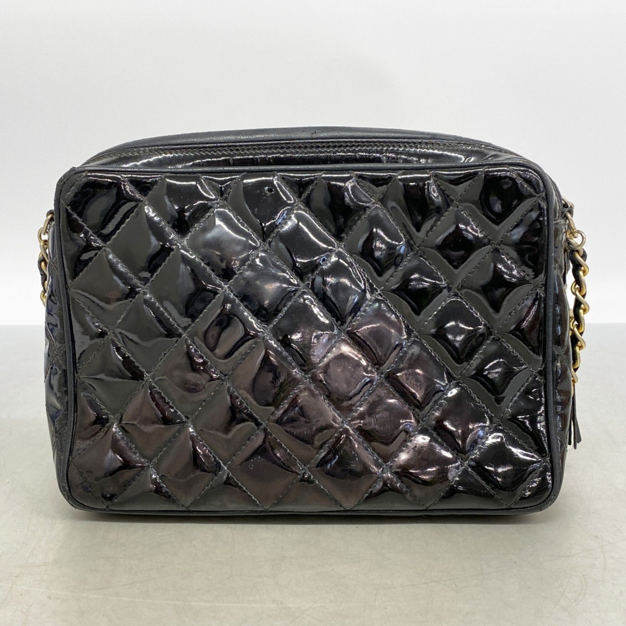 Chanel Black Patent Leather Shoulder Bag (Pre-Owned)
