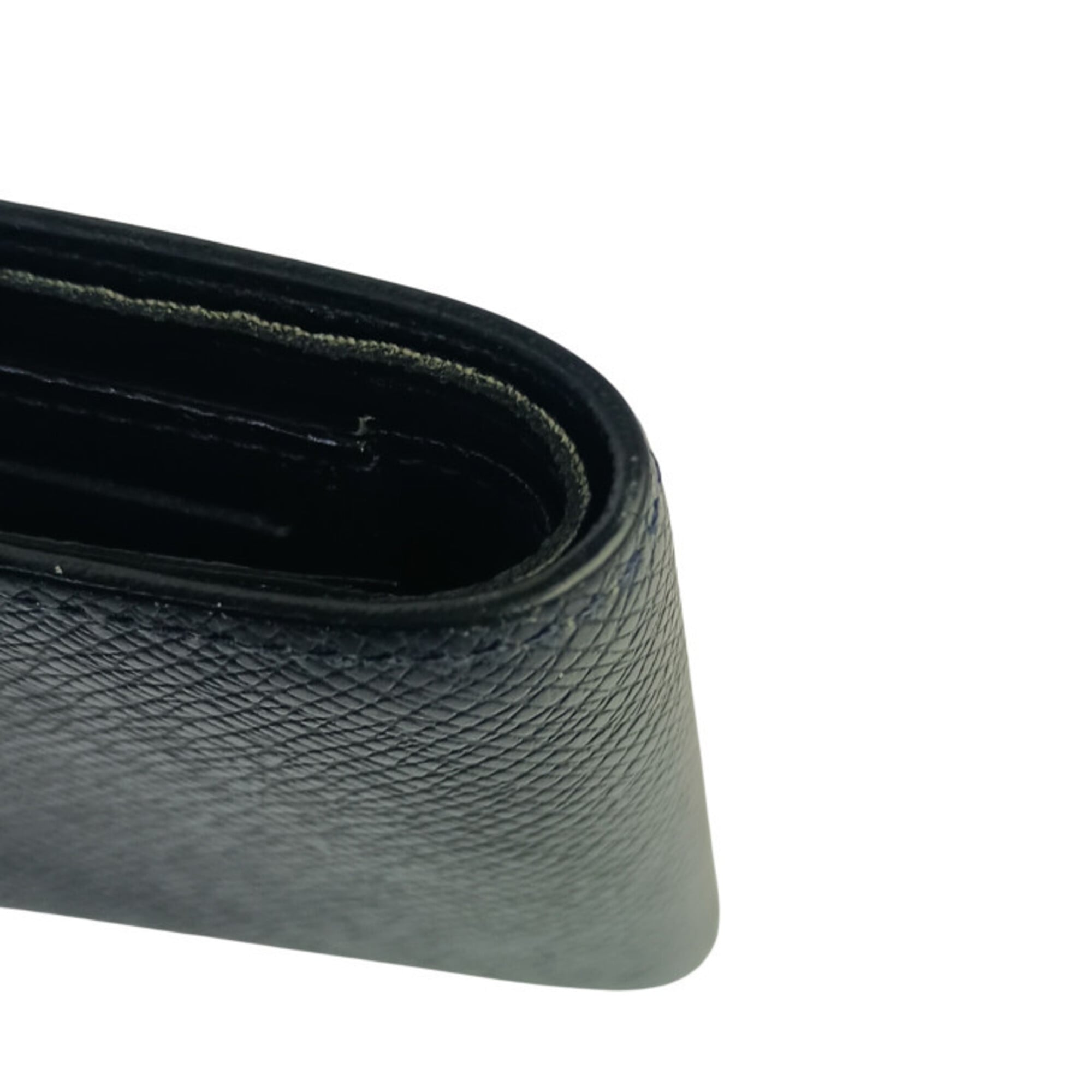 Louis Vuitton Noir Taiga Leather Wallet (Bi-Fold) (Pre-Owned)