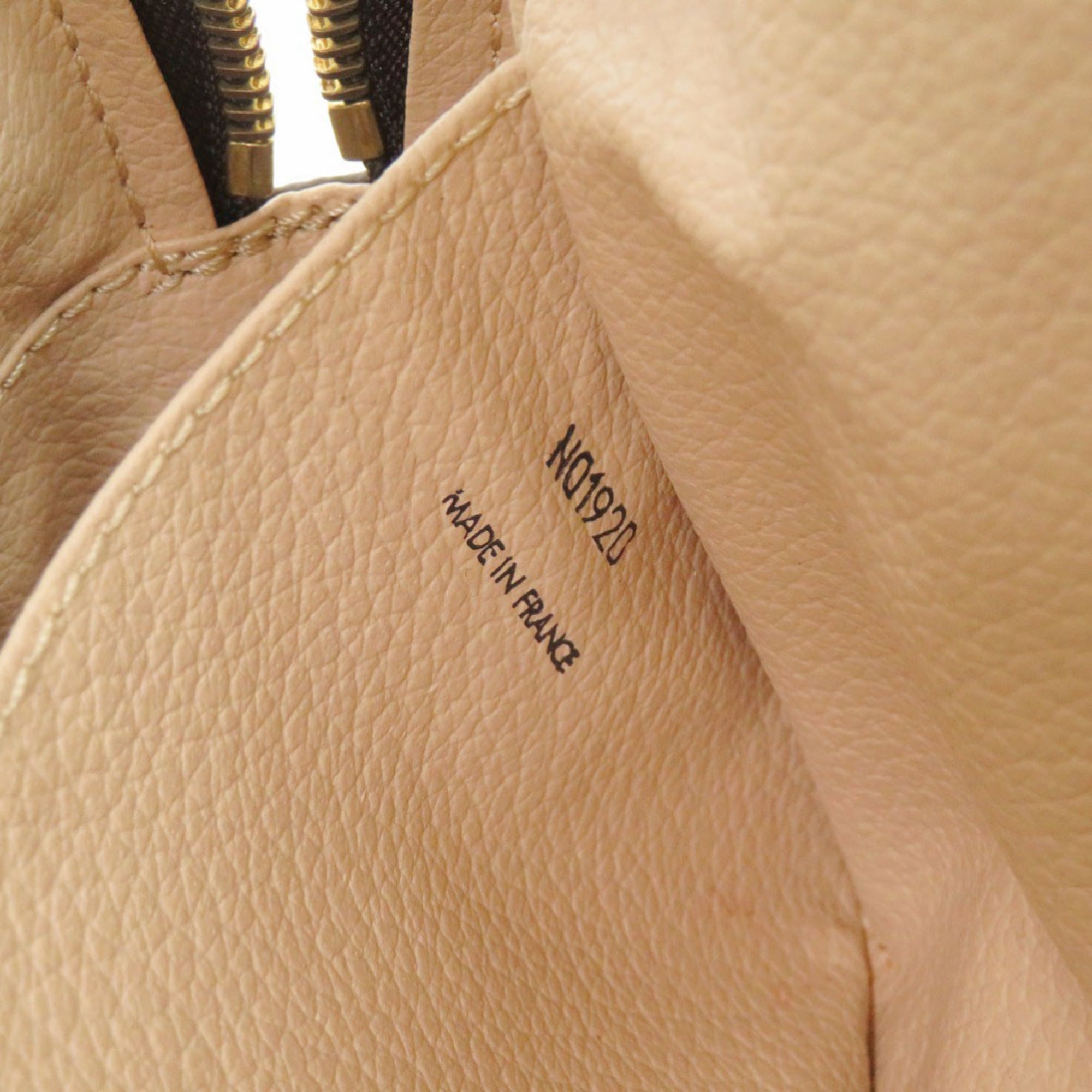 Louis Vuitton Brown Monogram Clutch Bag (Pre-Owned)