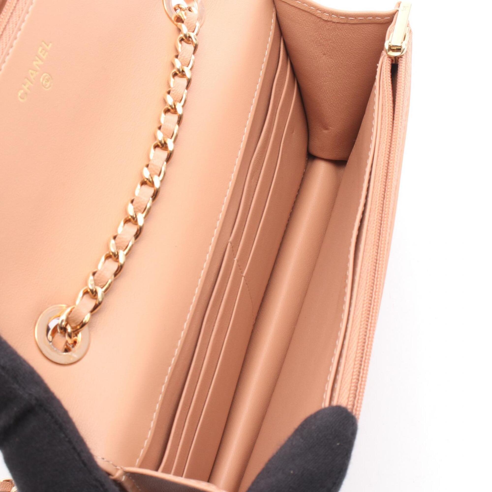 Chanel Matelasse Pink Leather Handbag Shoulder Bag (Pre-Owned)