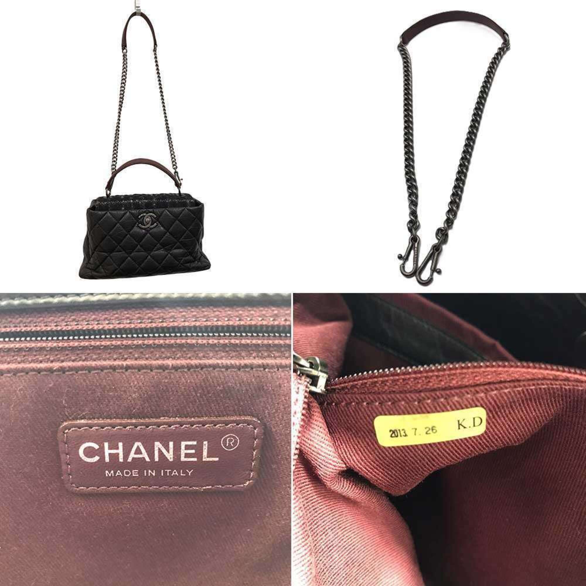 Chanel Black Leather Tweed Shoulder Bag (Pre-Owned)