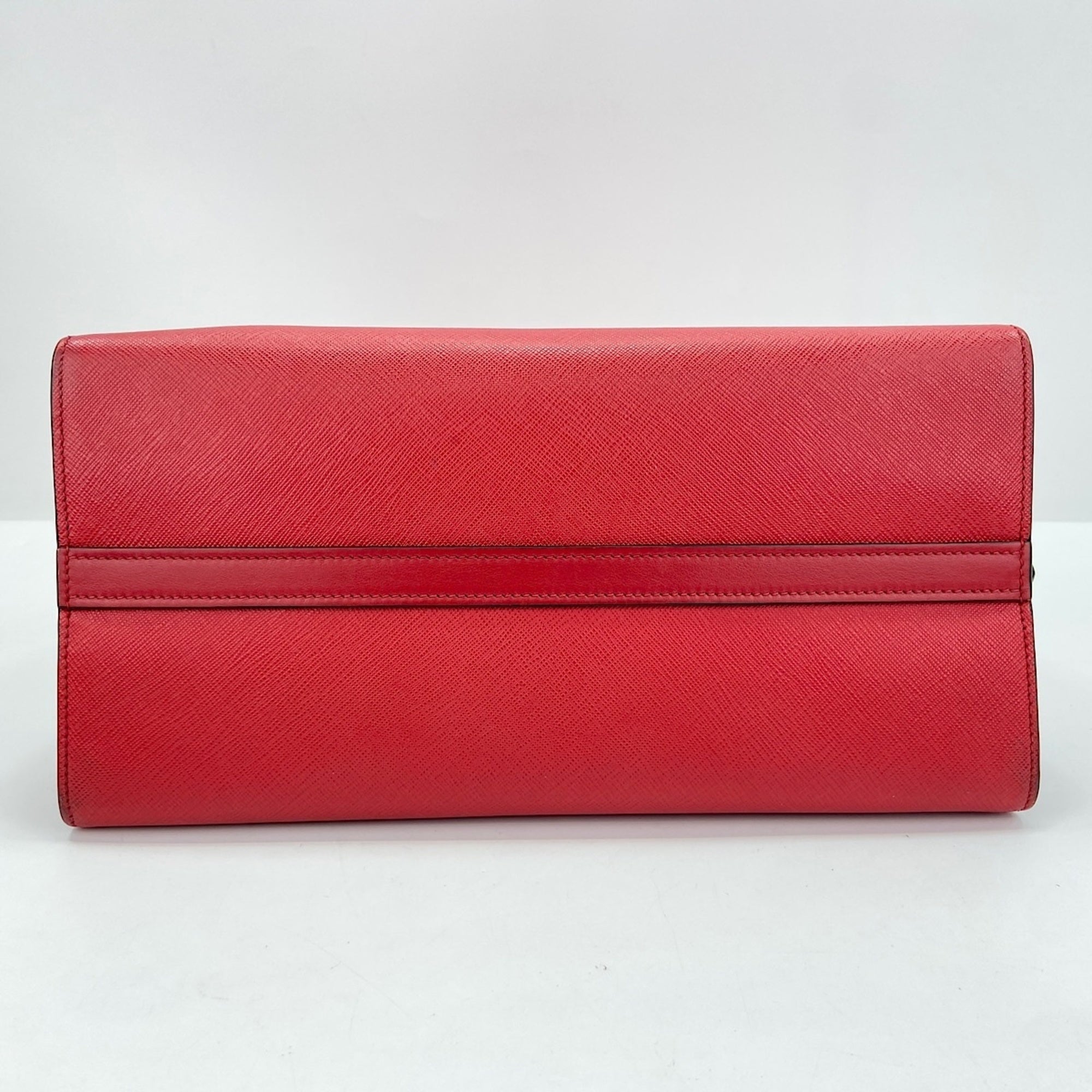 Prada Red Color Leather Handbag (Pre-Owned)