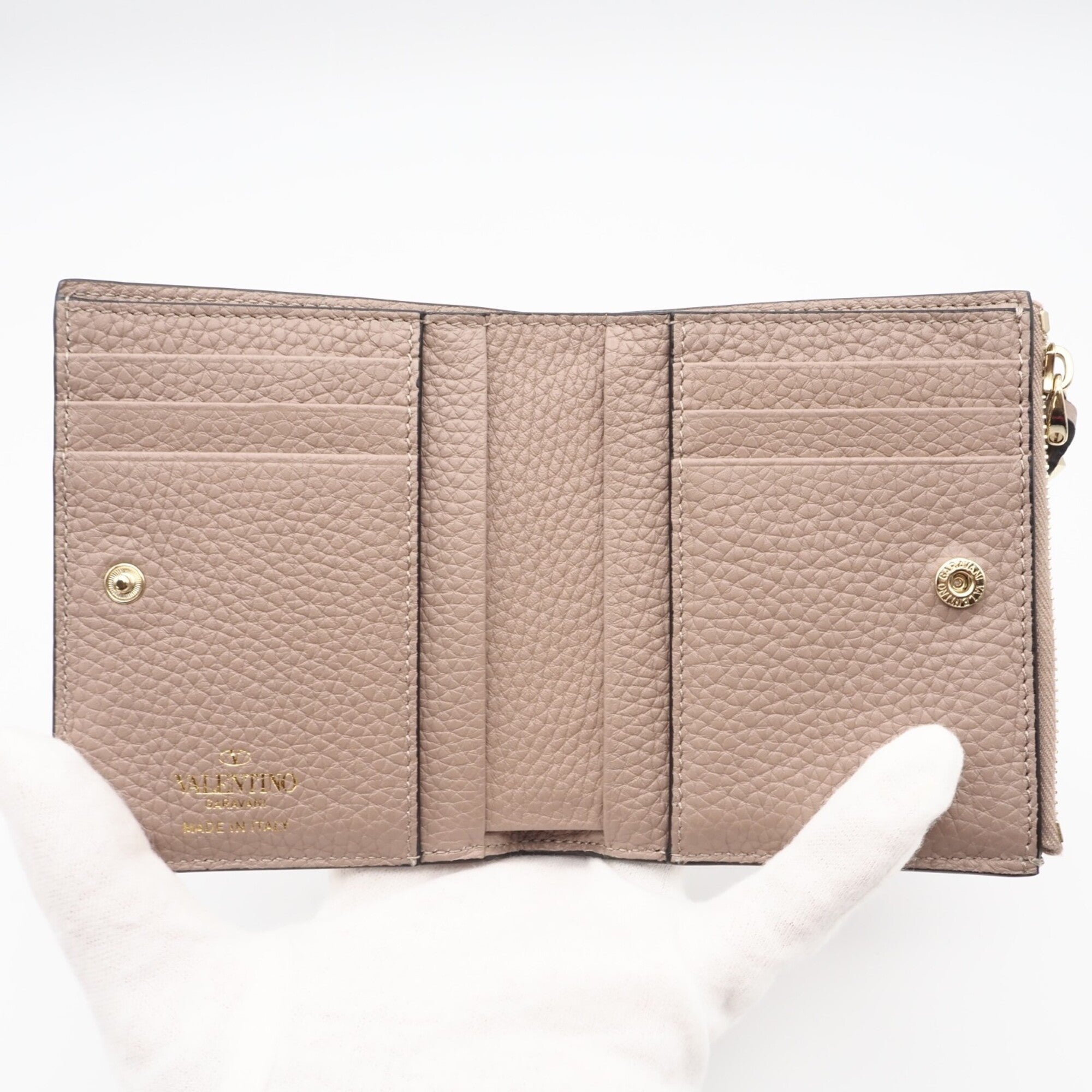 Valentino Beige Leather Wallet (Bi-Fold) (Pre-Owned)