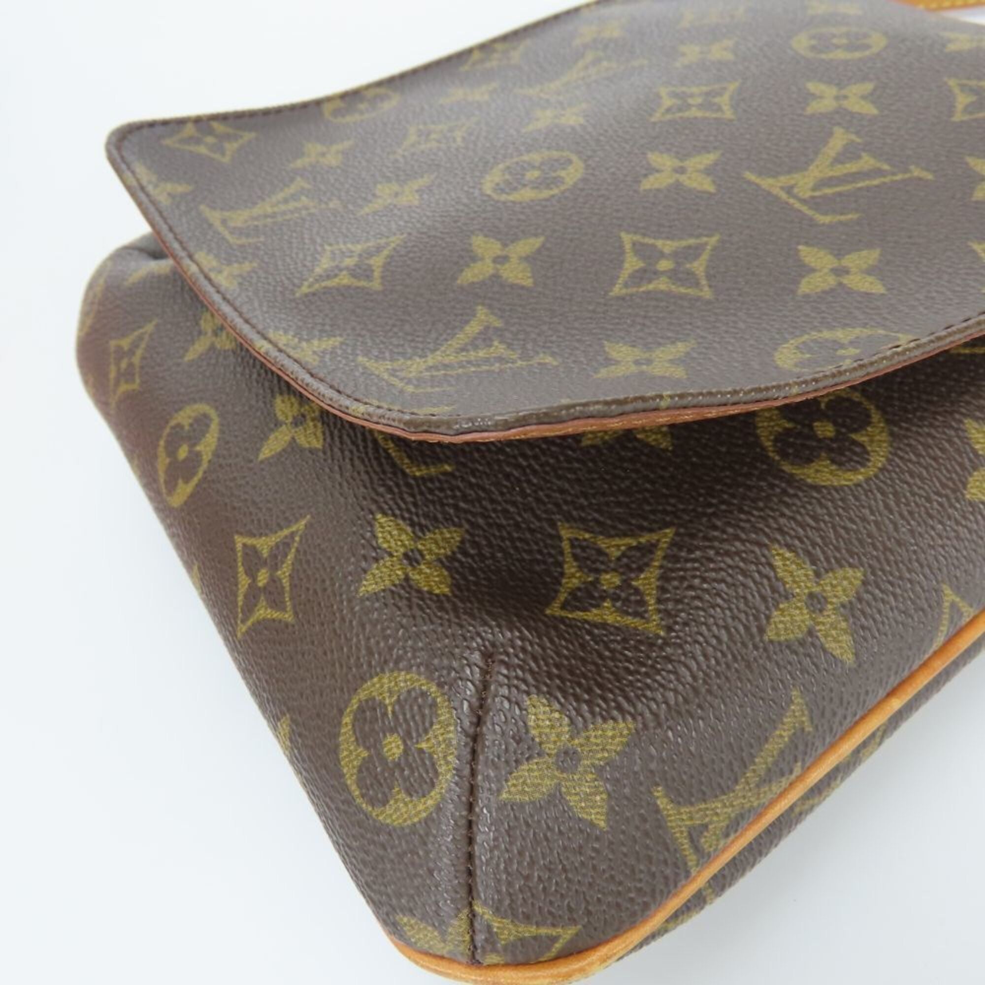 Louis Vuitton Monogram Brown Monogram Shoulder Bag (Pre-Owned)