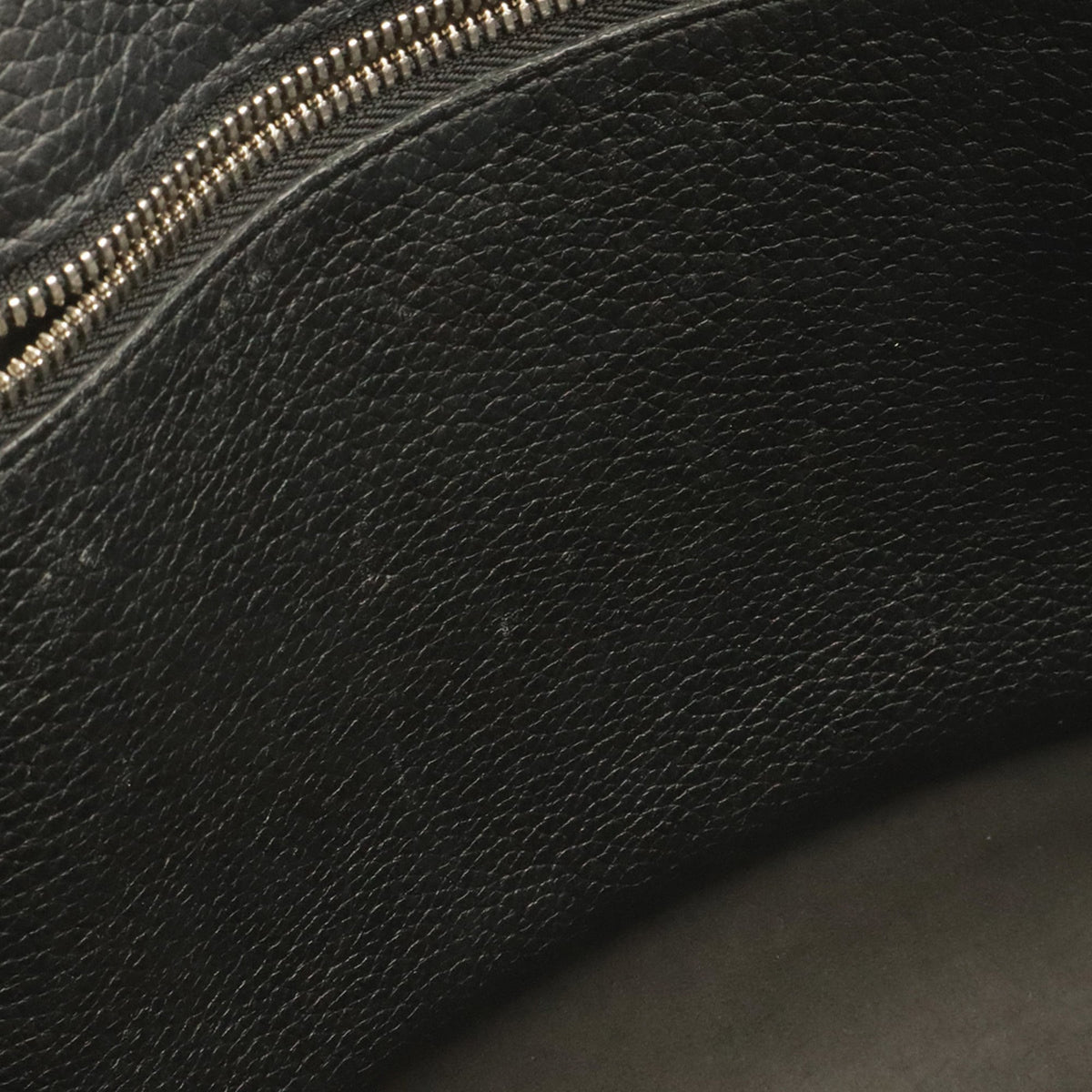 Louis Vuitton Noir Leather Shoulder Bag Tote Bag (Pre-Owned)