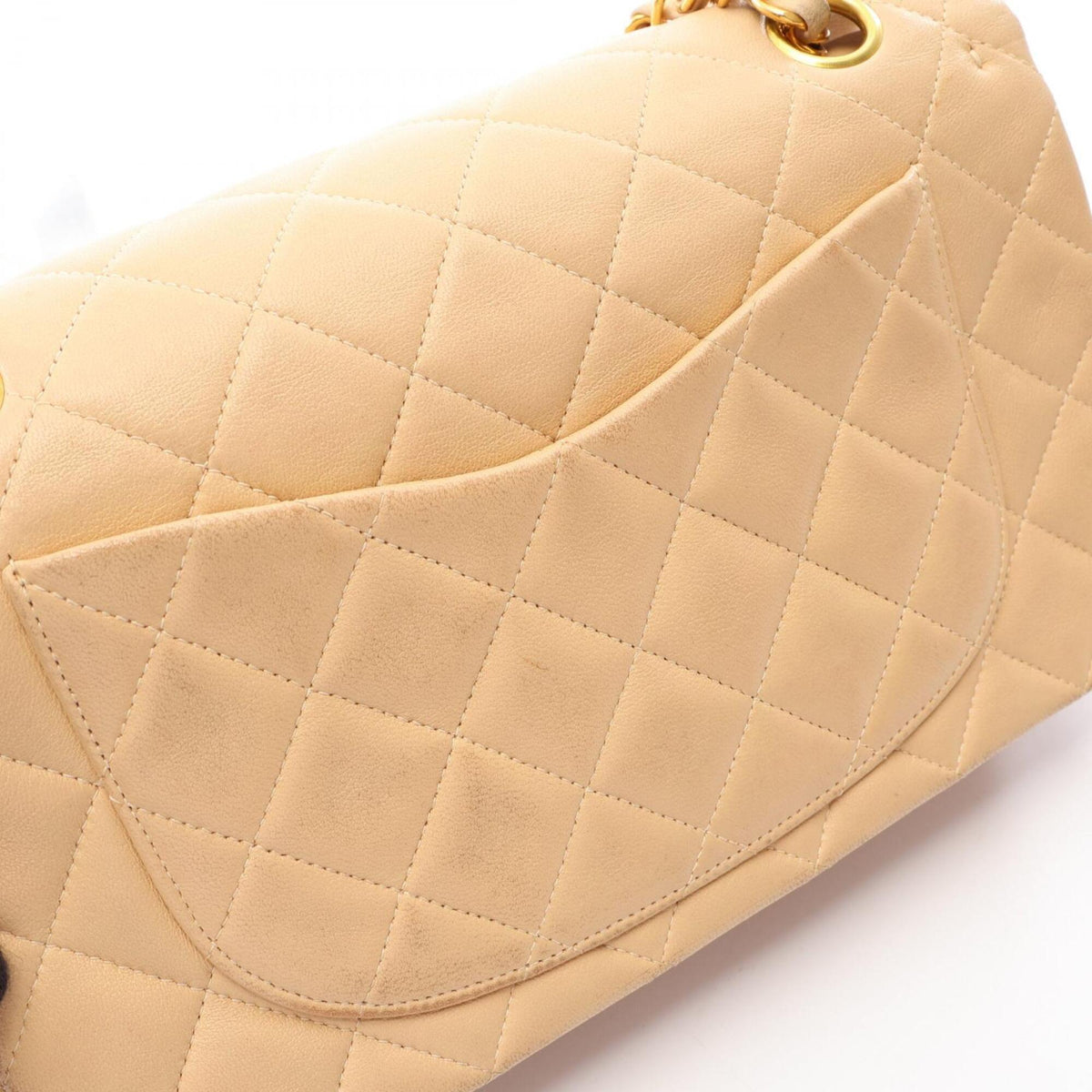 Chanel Matelasse Beige Leather Handbag Shoulder Bag (Pre-Owned)