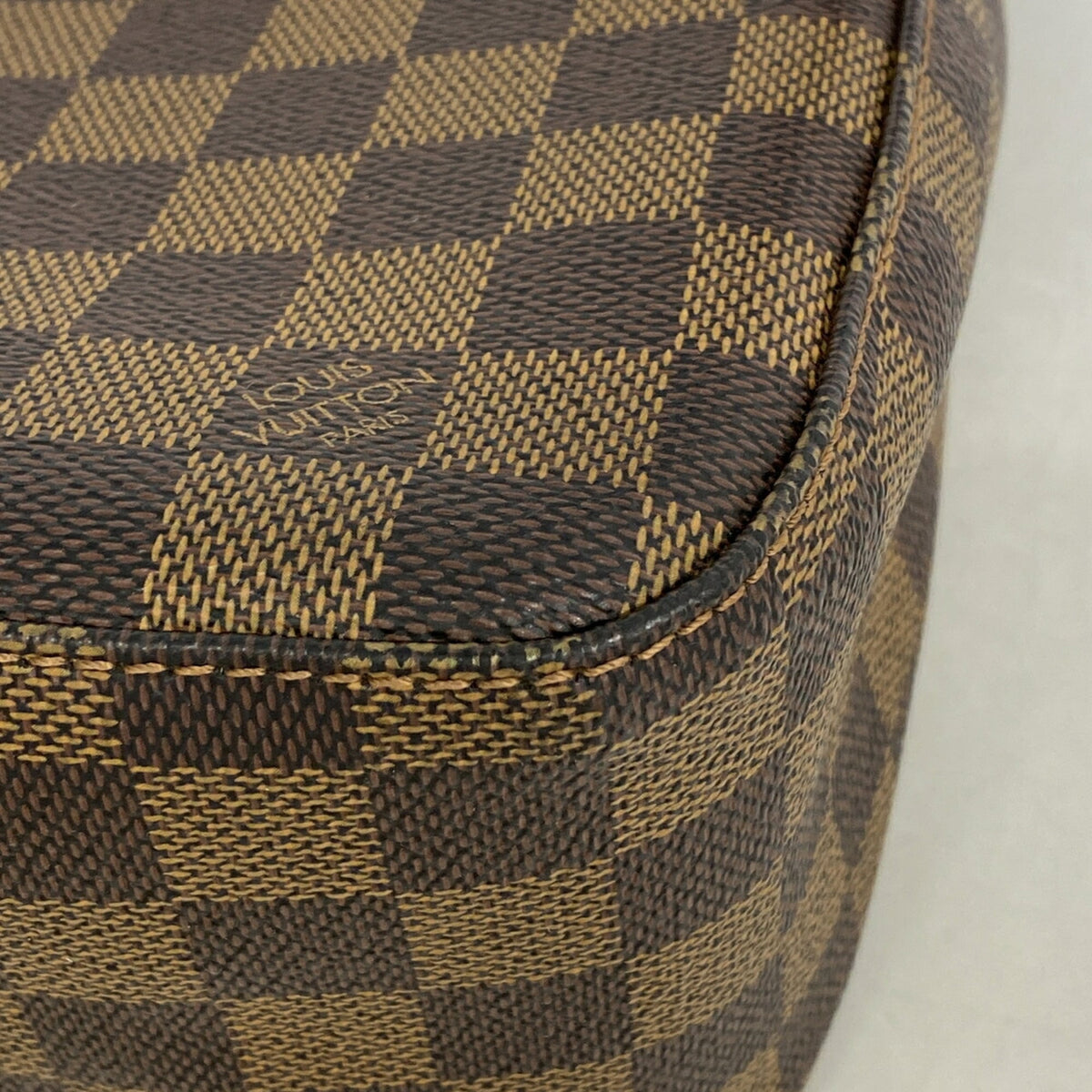 Louis Vuitton Ebene Shoulder Bag (Pre-Owned)