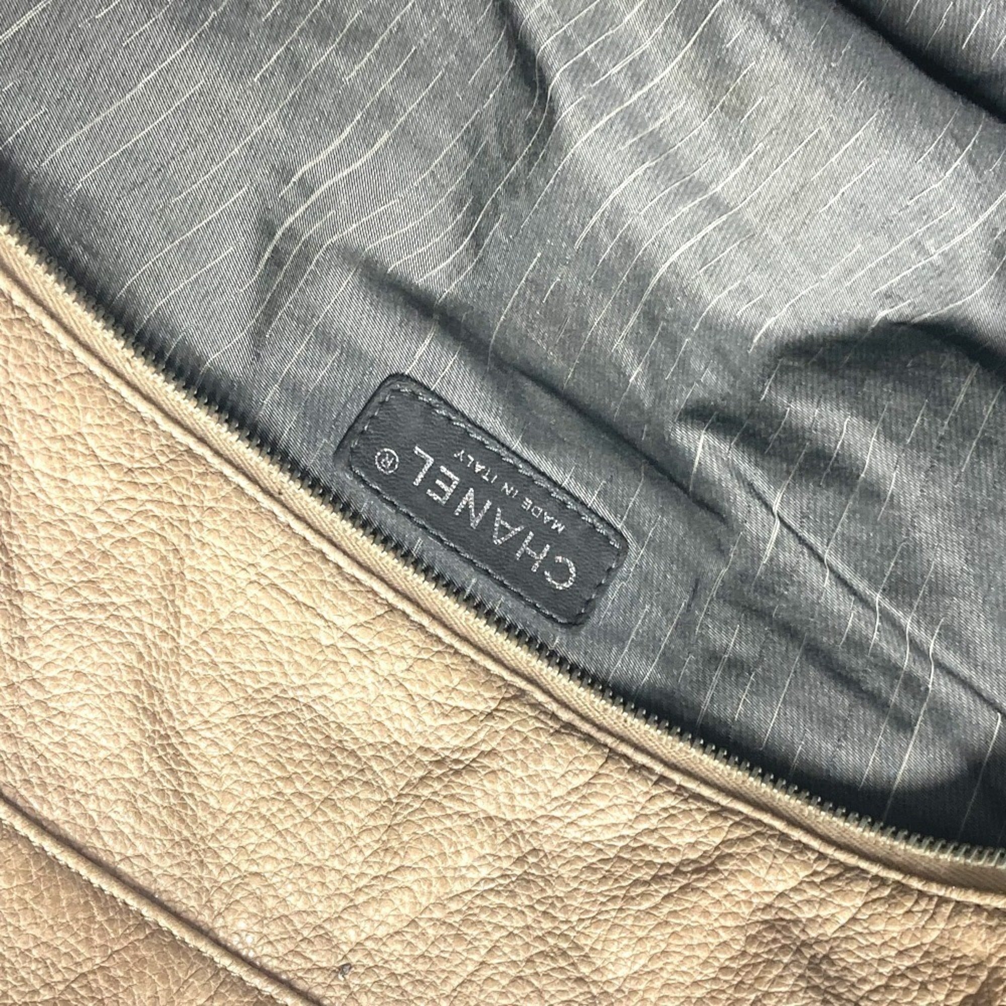 Chanel Beige Leather Shoulder Bag Tote Bag (Pre-Owned)