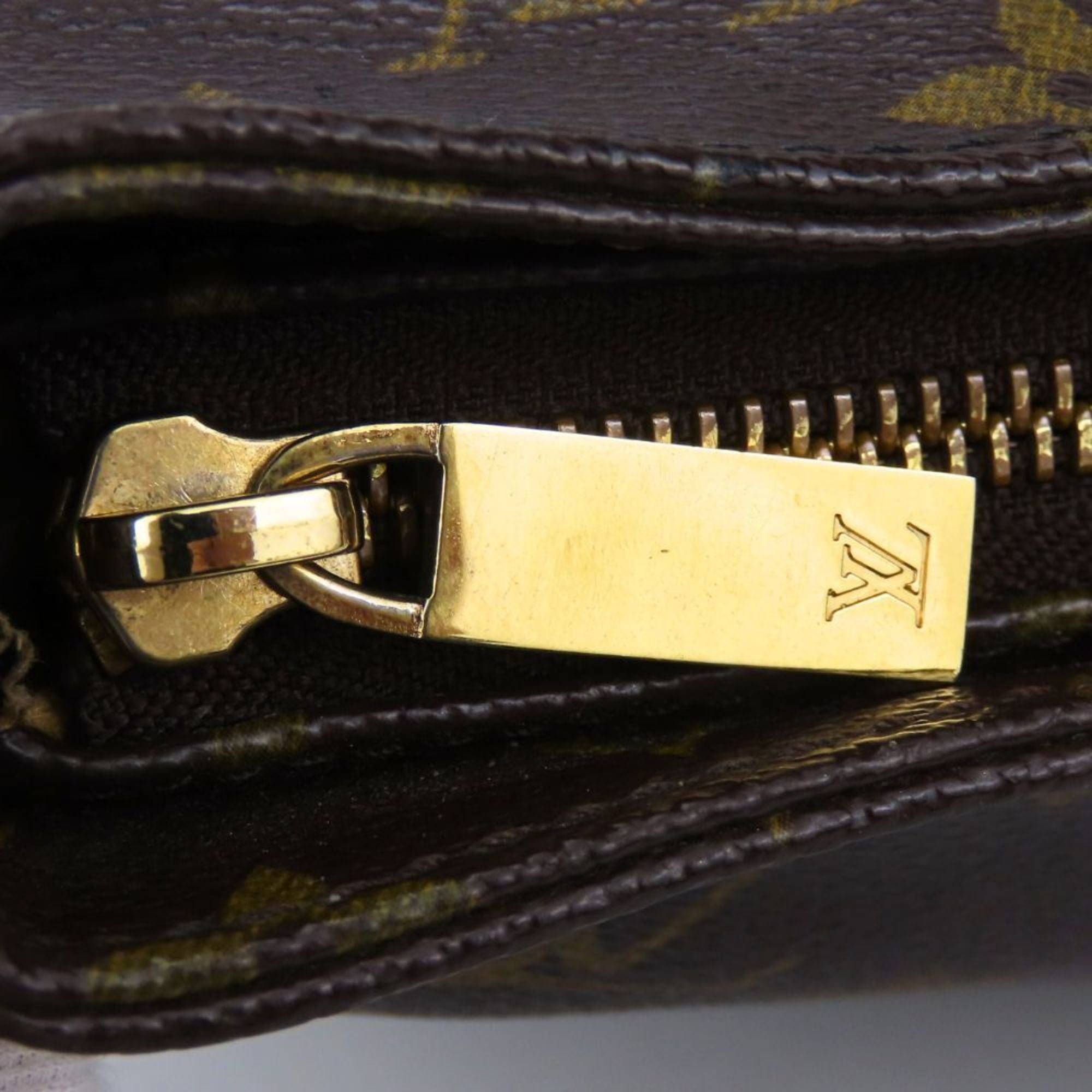 Louis Vuitton Brown Monogram Monogram Leather Shoulder Bag (Pre-Owned)