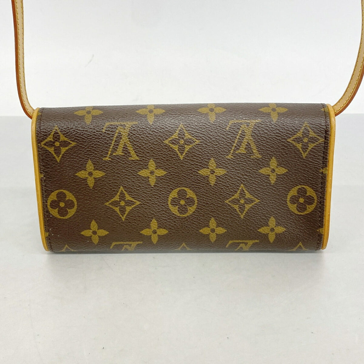 Louis Vuitton Brown Shoulder Bag (Pre-Owned)