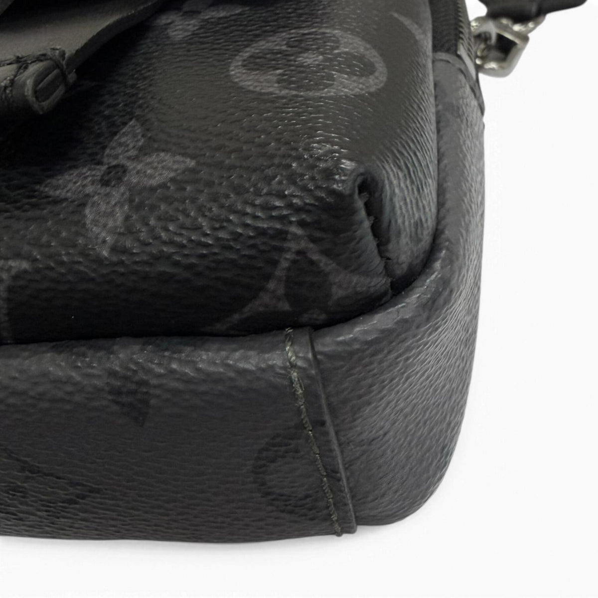 Louis Vuitton Black Monogram Eclipse Shoulder Bag (Pre-Owned)
