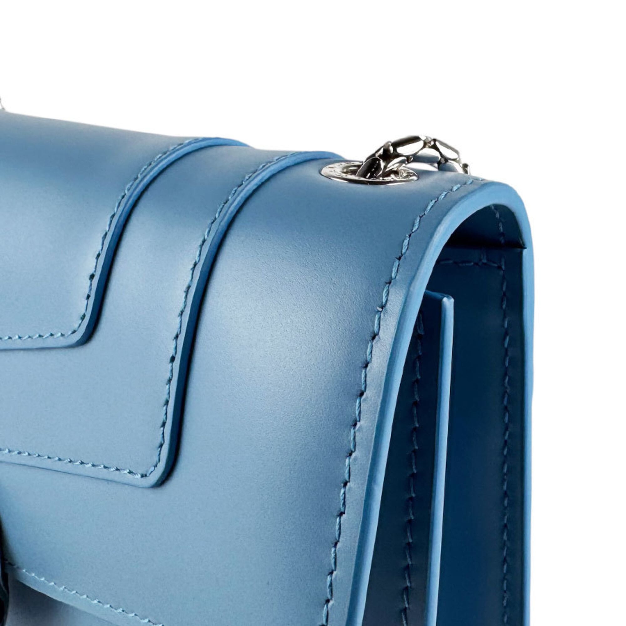 Bvlgari Blue Leather Shoulder Bag (Pre-Owned)