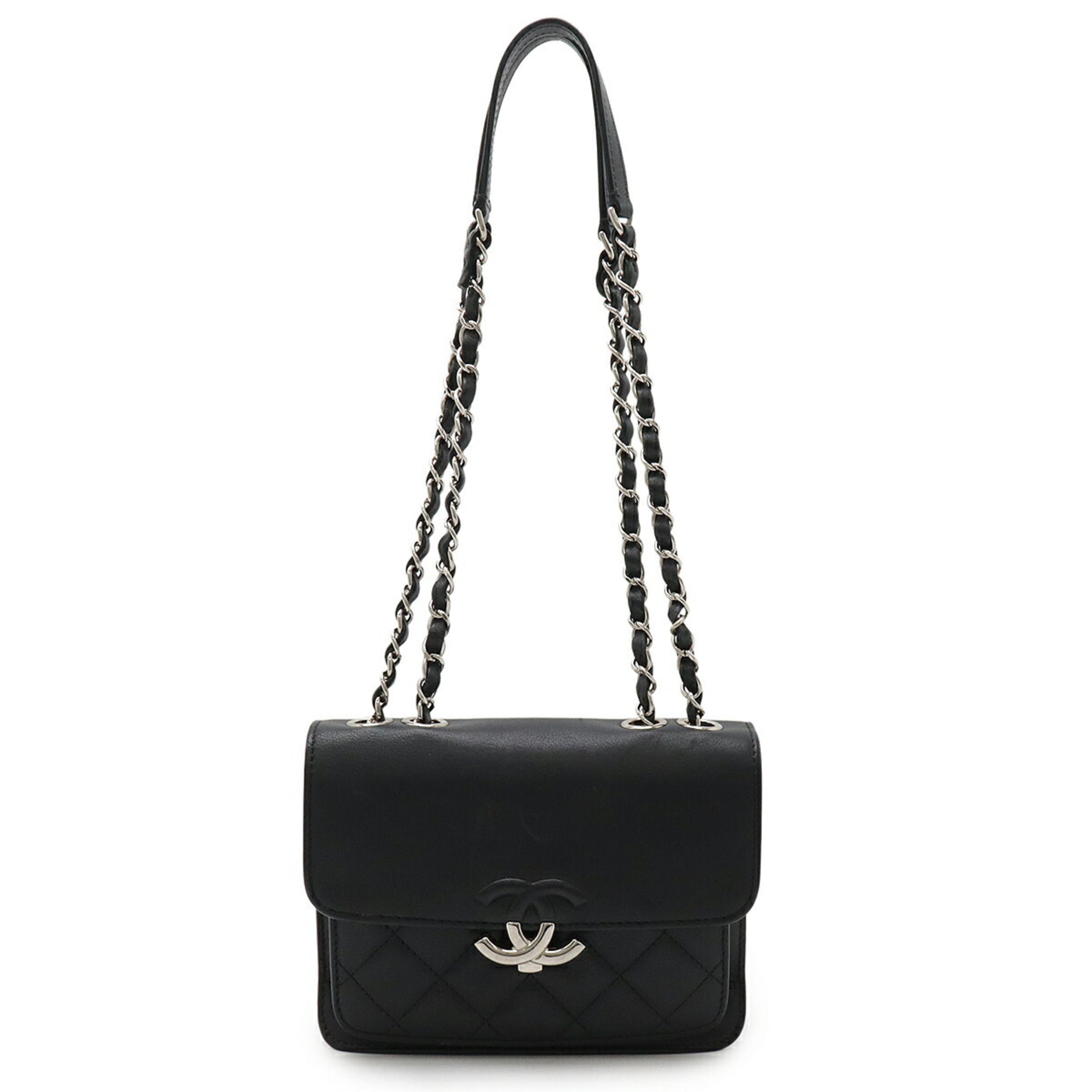 Chanel Black Leather Shoulder Bag (Pre-Owned)