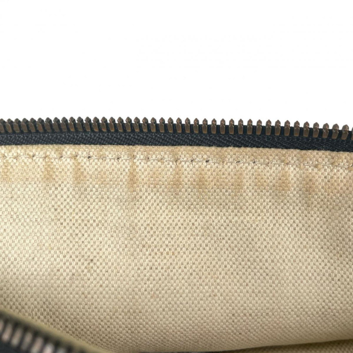 Gucci Black Leather Fanny Pack Sling Bag (Pre-Owned)