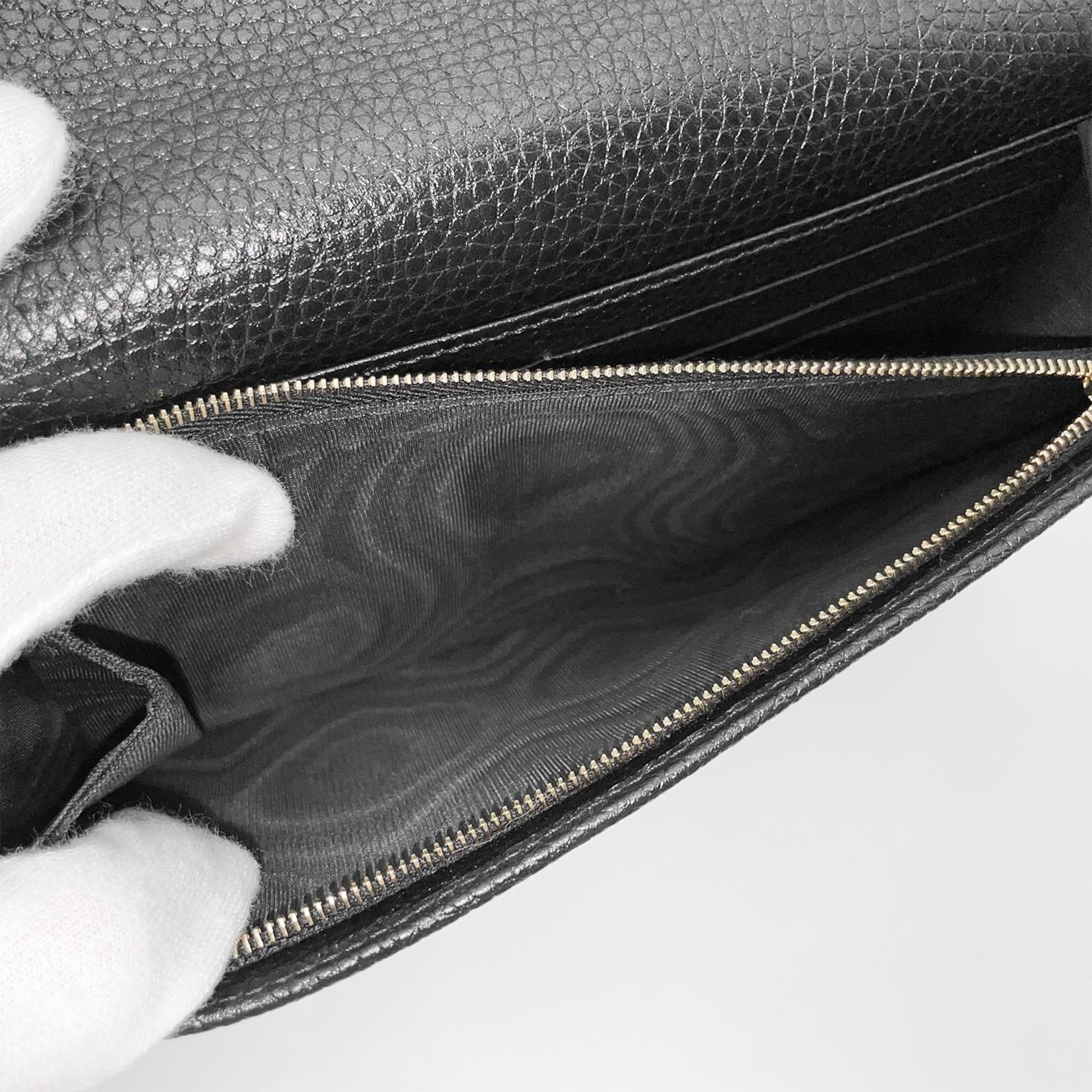 Gucci Soho Black Leather Shoulder Bag (Pre-Owned)