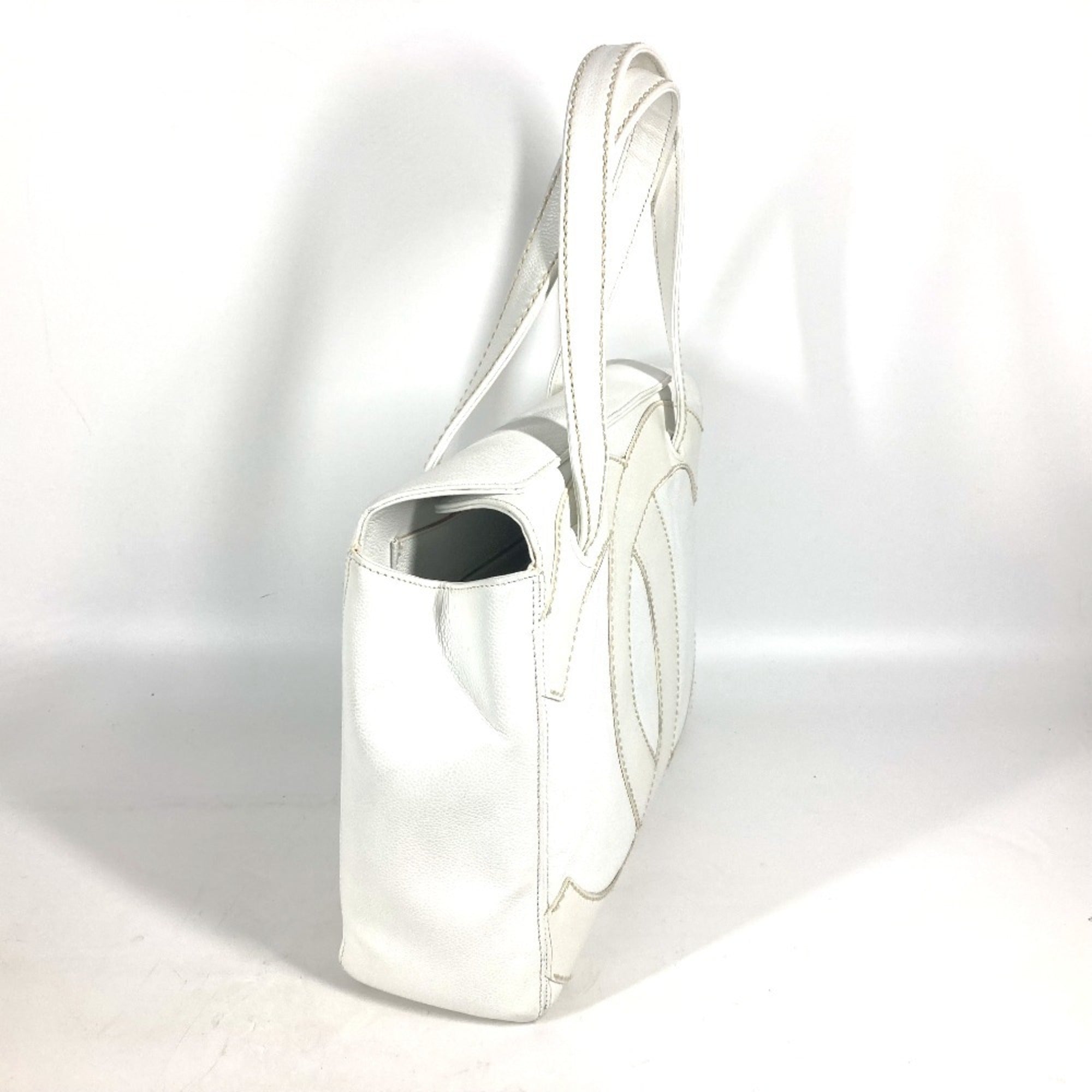 Chanel White Caviar Leather Shoulder Bag Tote Bag (Pre-Owned)
