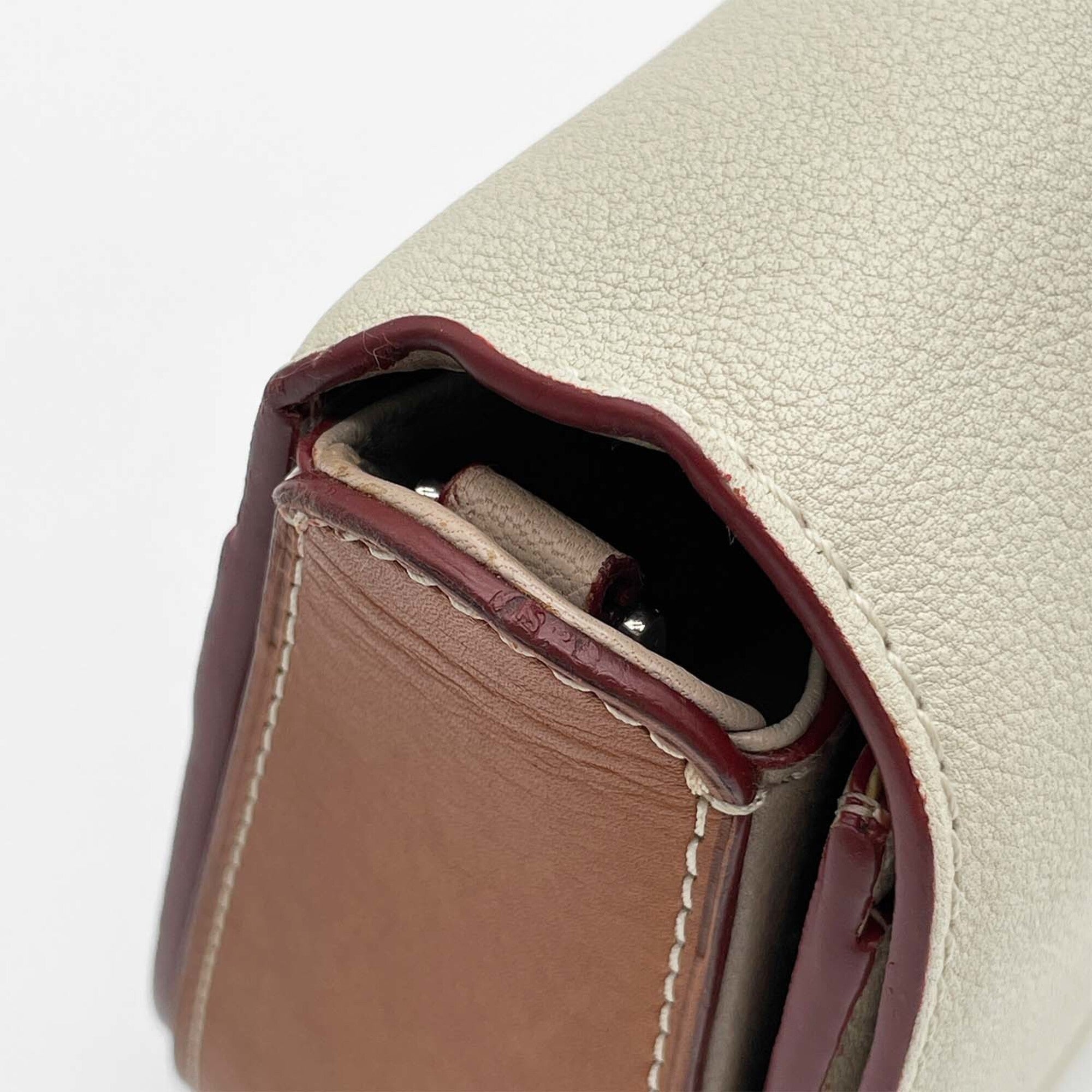 Louis Vuitton Brown White Leather Handbag Shoulder Bag (Pre-Owned)