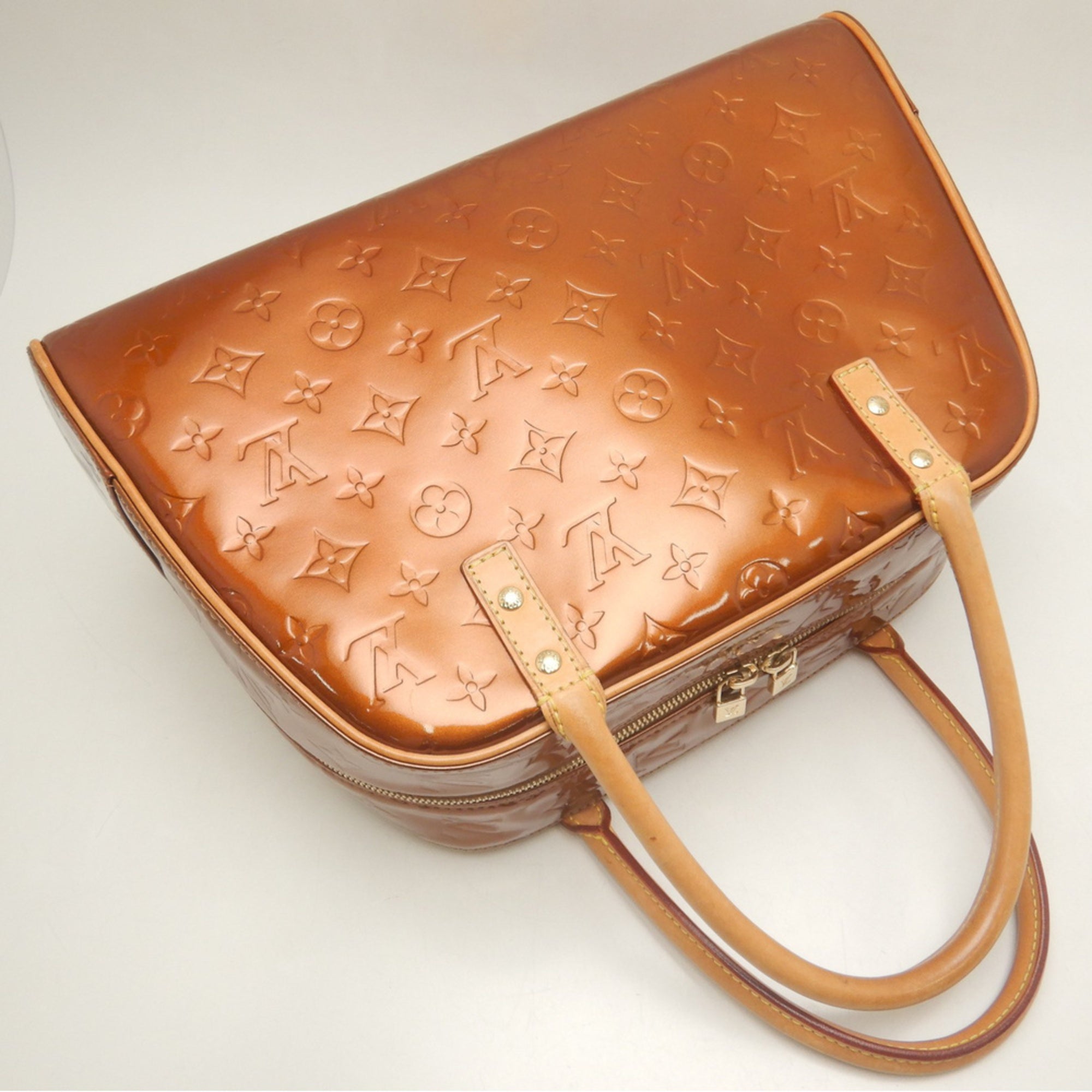 Louis Vuitton Bronze Monogram Monogram Vernis Handbag (Pre-Owned)