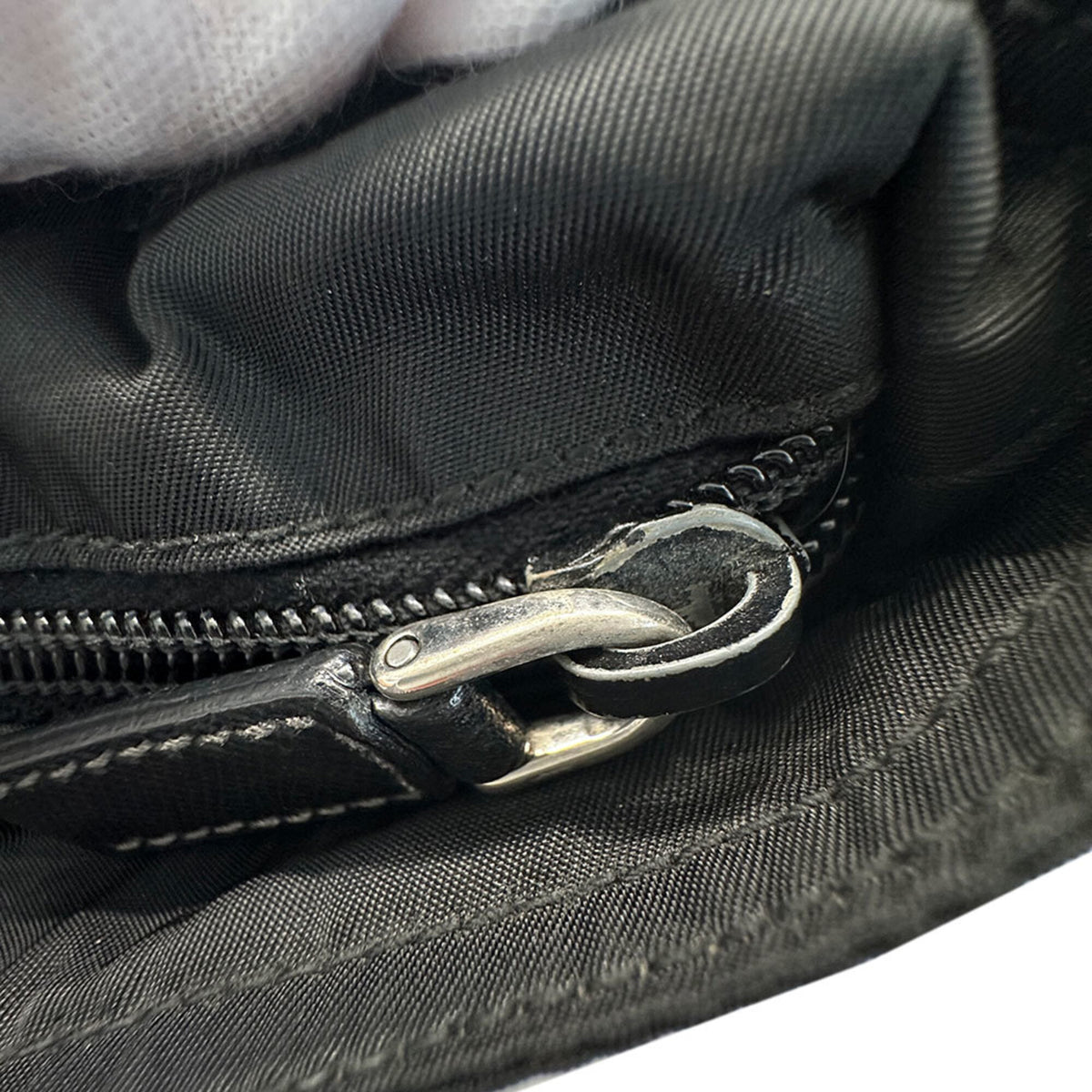 Prada Black Nylon Shoulder Bag (Pre-Owned)