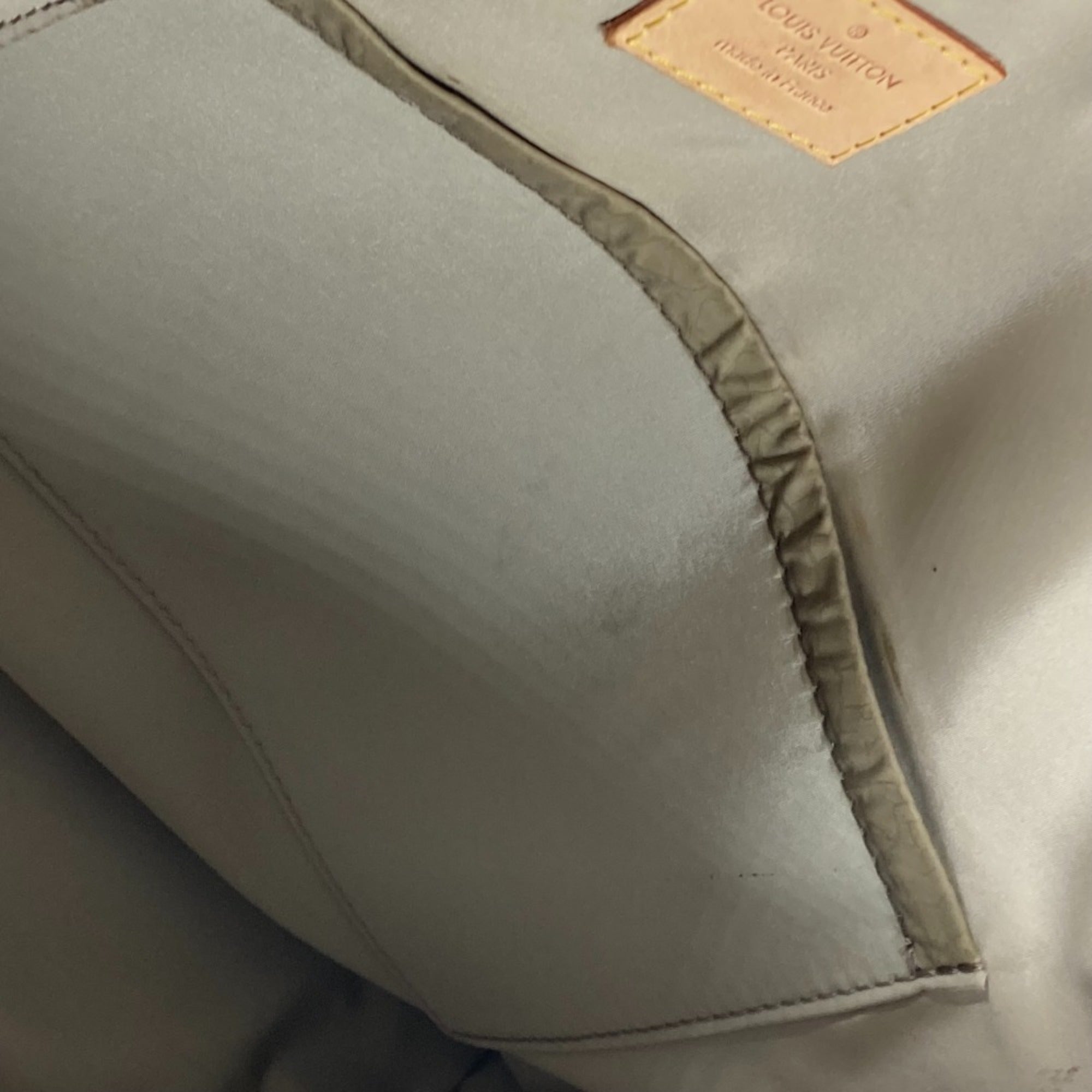 Louis Vuitton Khaki Damier Geant Messenger Bag Shoulder Bag (Pre-Owned)