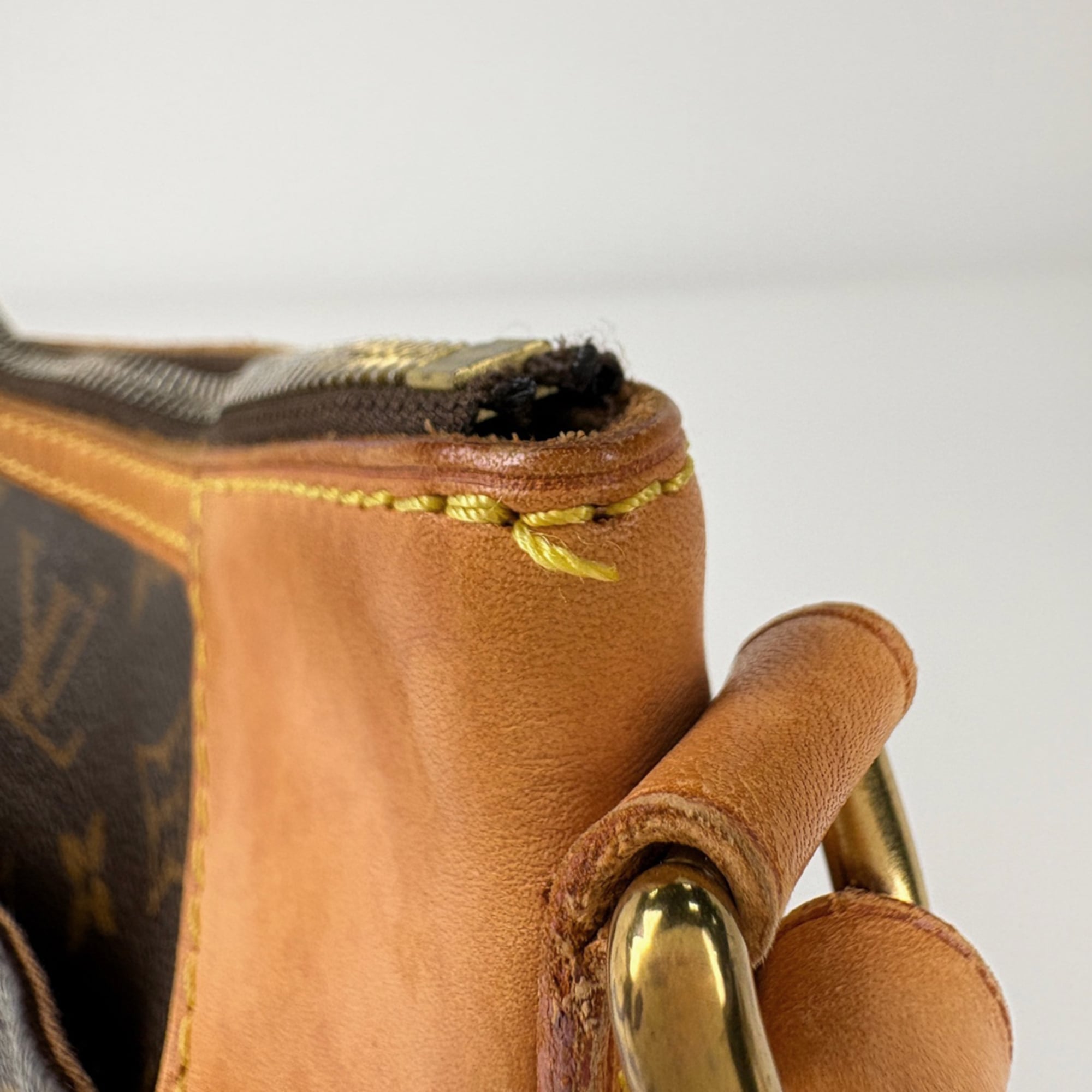 Louis Vuitton Brown Monogram Shoulder Bag (Pre-Owned)