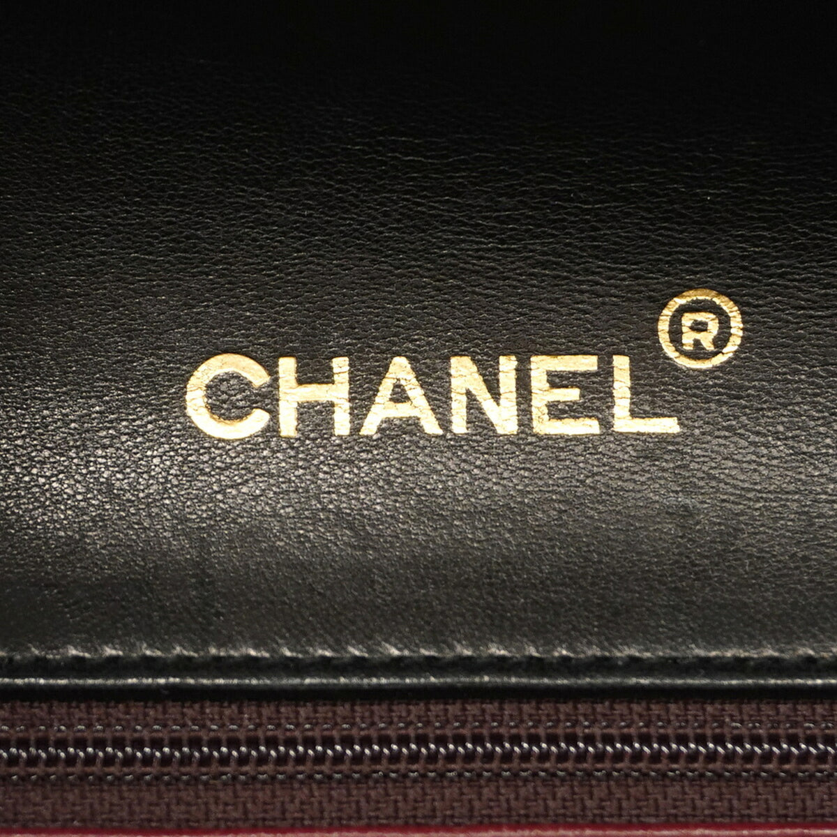 Chanel Black Leather Shoulder Bag (Pre-Owned)