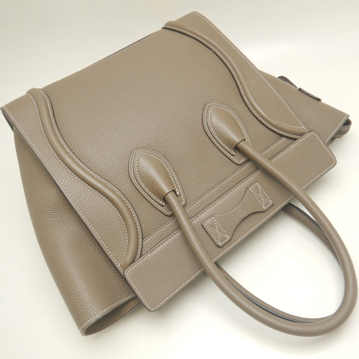 Celine Silver Leather Handbag (Pre-Owned)