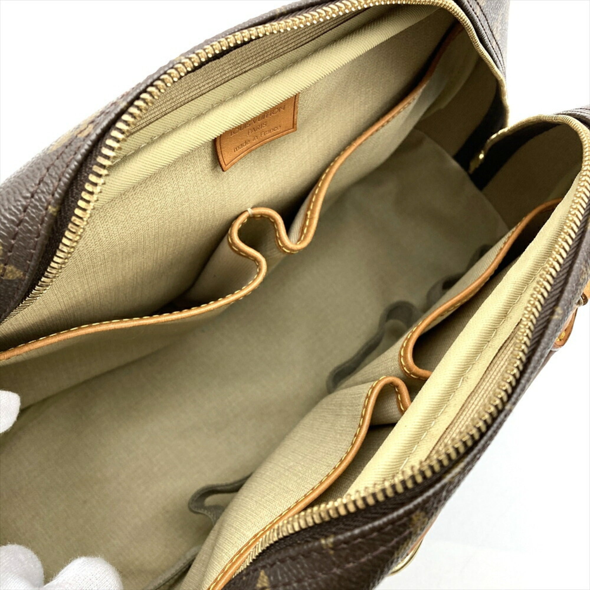 Louis Vuitton Brown Monogram Canvas Handbag (Pre-Owned)