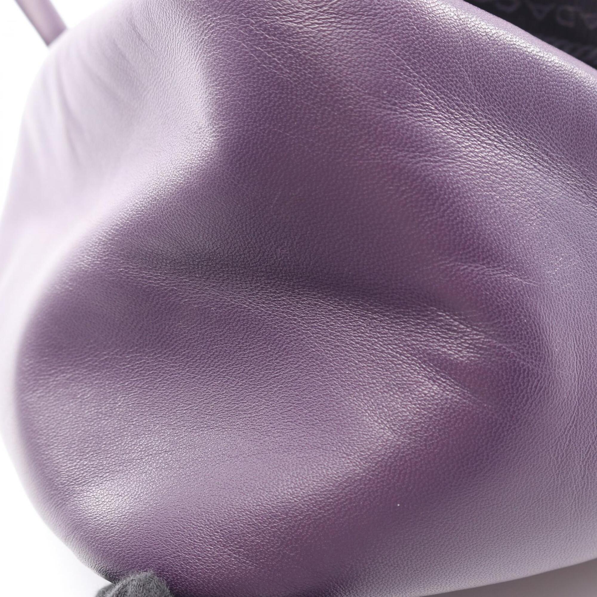 Prada Purple Leather Handbag (Pre-Owned)