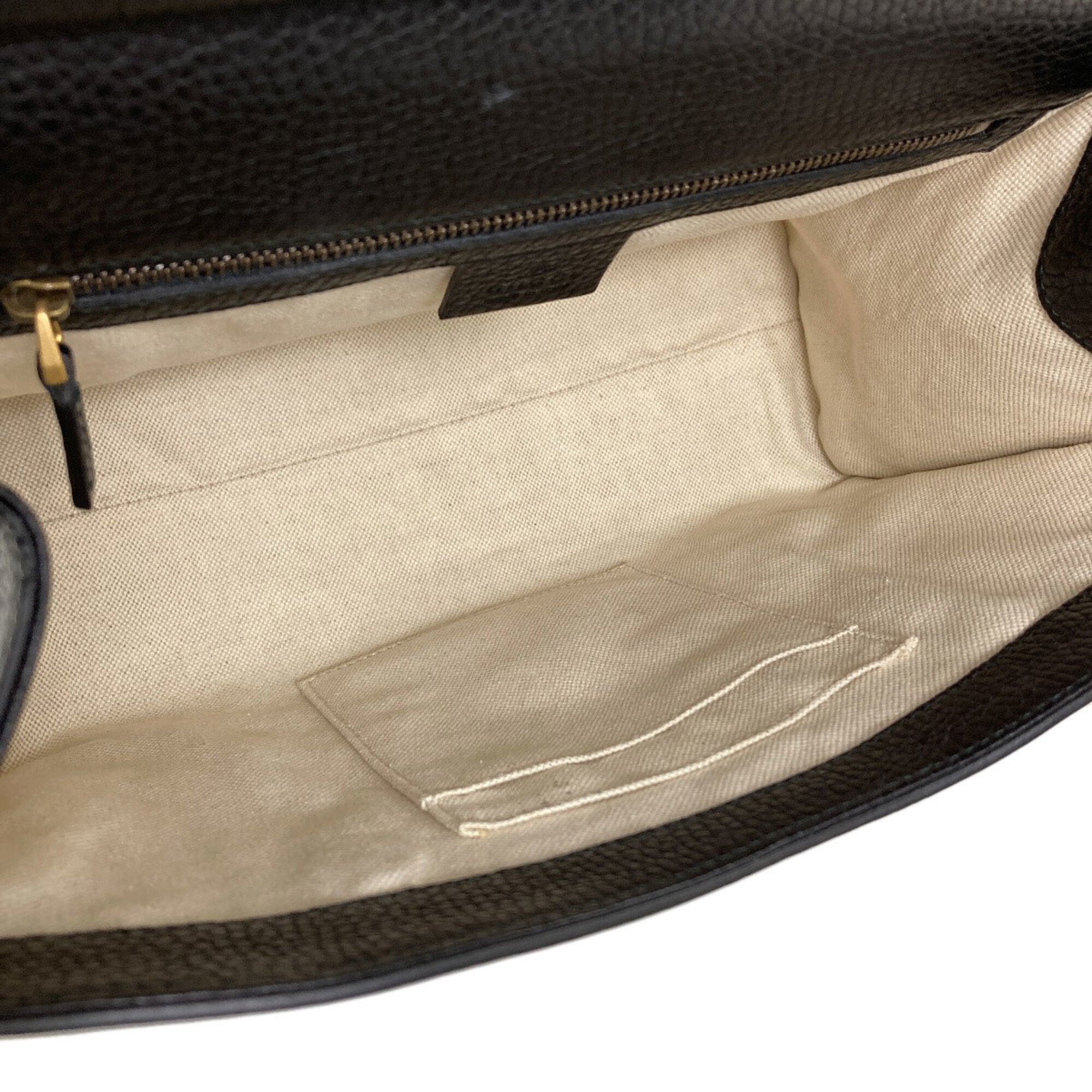 Gucci Gg Marmont Black Leather Handbag (Pre-Owned)
