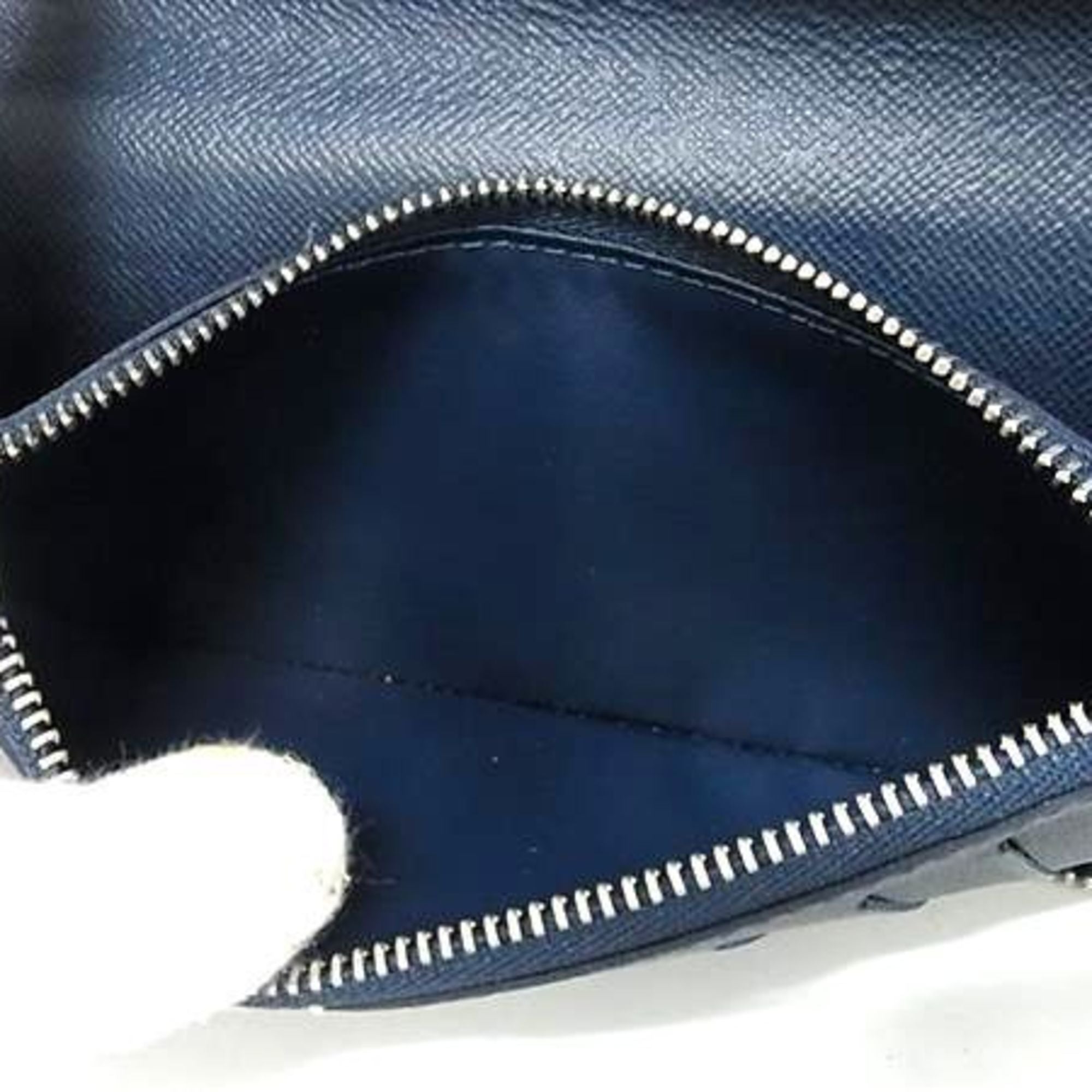 Louis Vuitton Taiga Blue Taiga Leather Long Wallet (Bi-Fold) (Pre-Owned)
