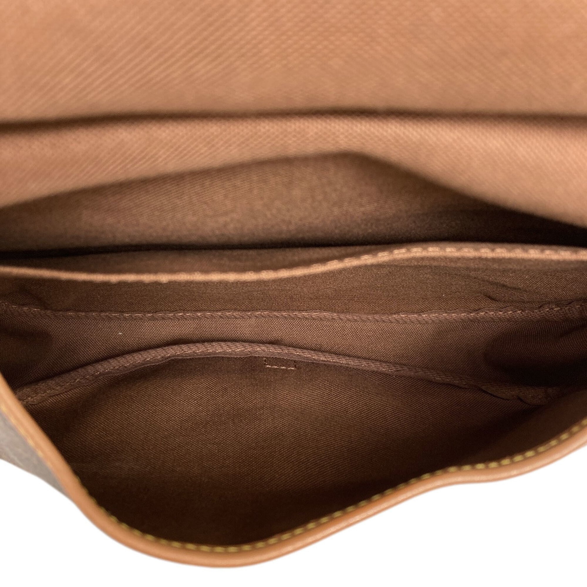 Louis Vuitton Monogram Monogram Monogram Shoulder Bag (Pre-Owned)