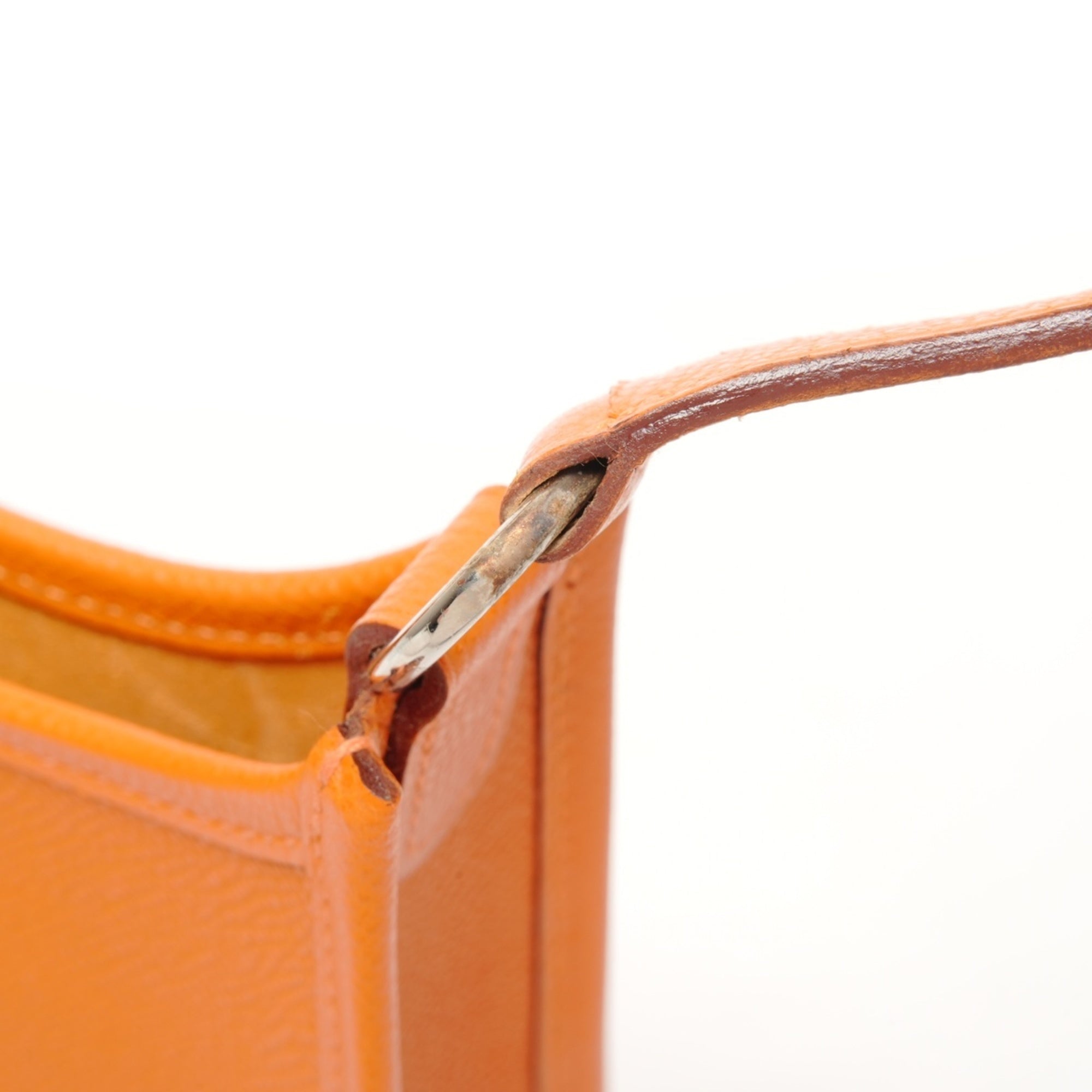 Hermes Orange Shoulder Bag (Pre-Owned)