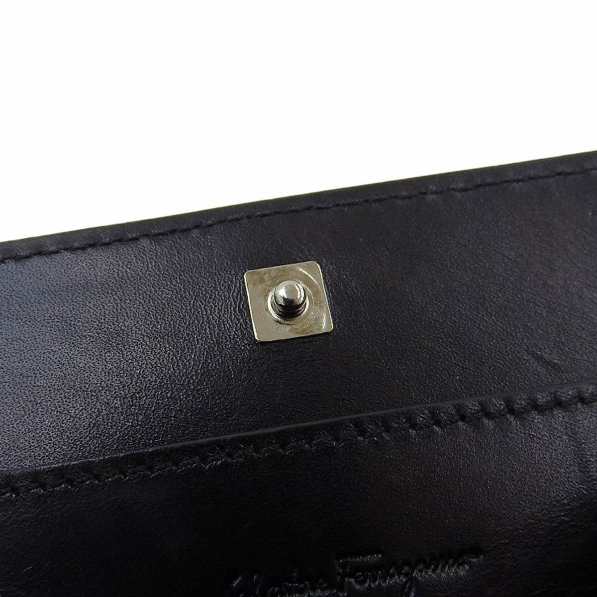 Salvatore Ferragamo Black Leather Coin Purse/Coin Case (Pre-Owned)