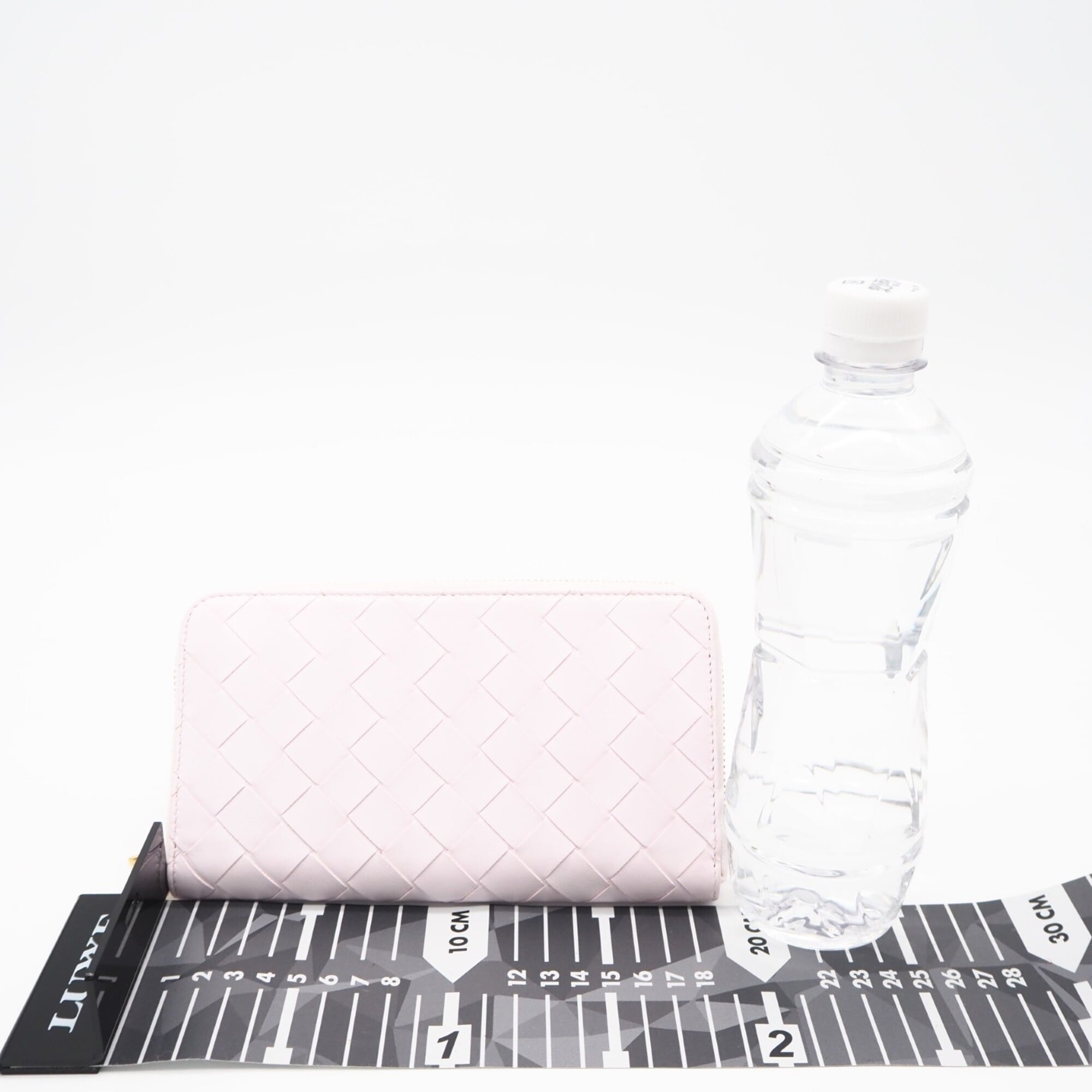 Bottega Veneta Intrecciato Pink Leather Long Wallet (Bi-Fold) (Pre-Owned)